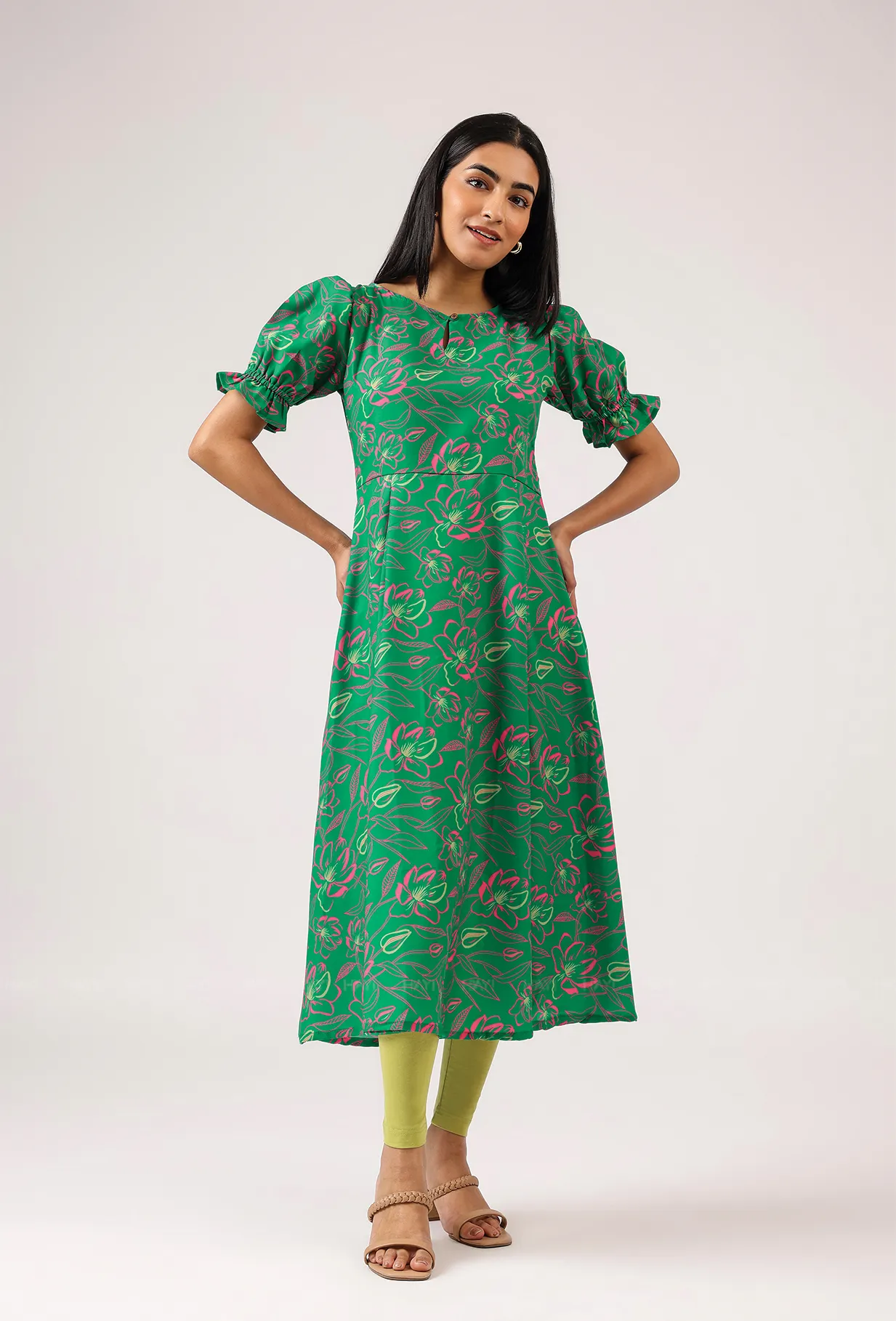 Relaxed Style Wear Ornate Green with Luminous Glimmer printed Cambric Blend Dress