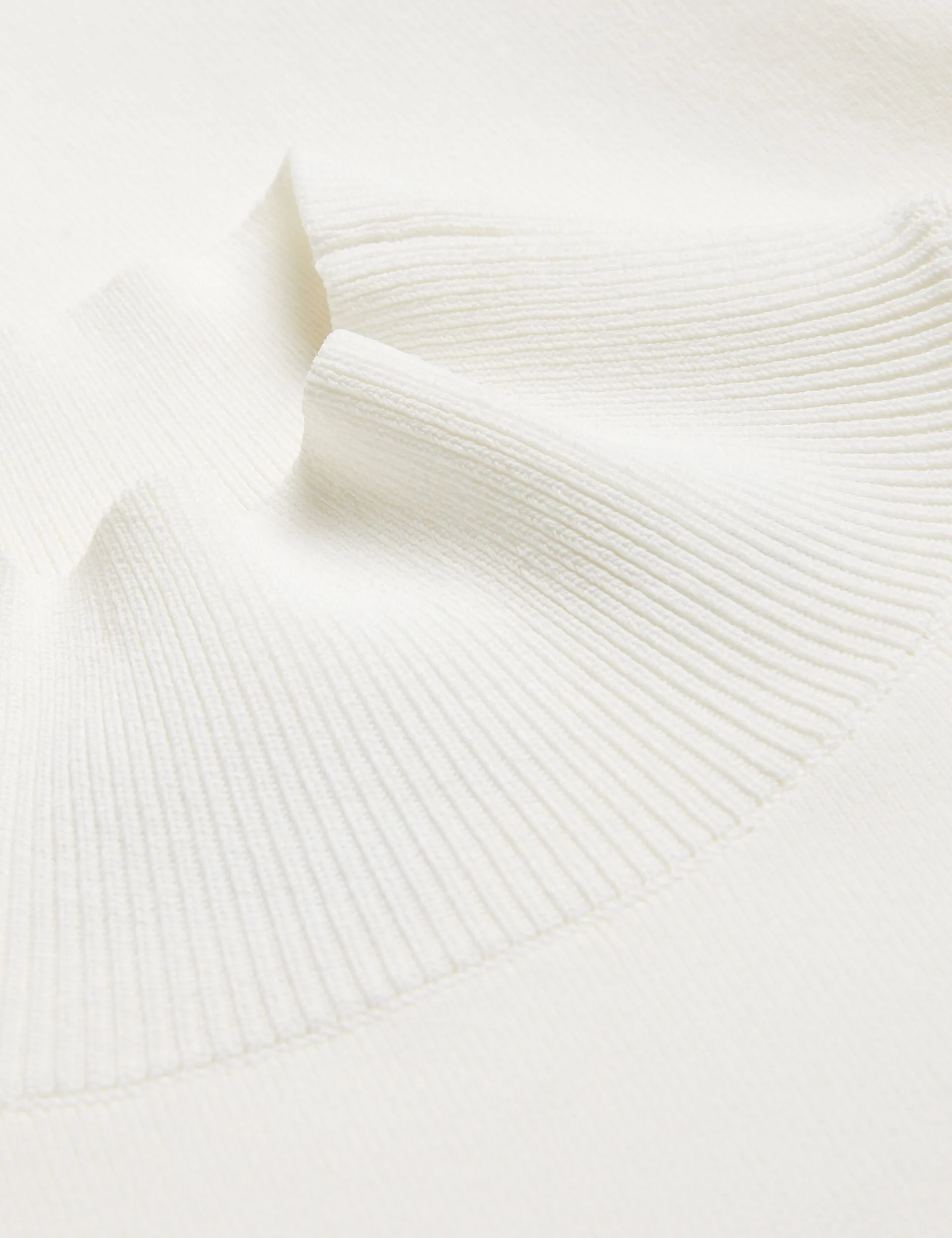 LAYNHA | IVORY Denim style Heart Soul