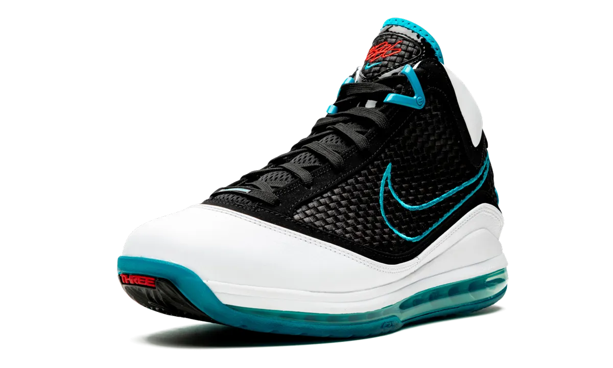 Lebron 7 QS "Red Carpet" Light - weight construction supportive shoes