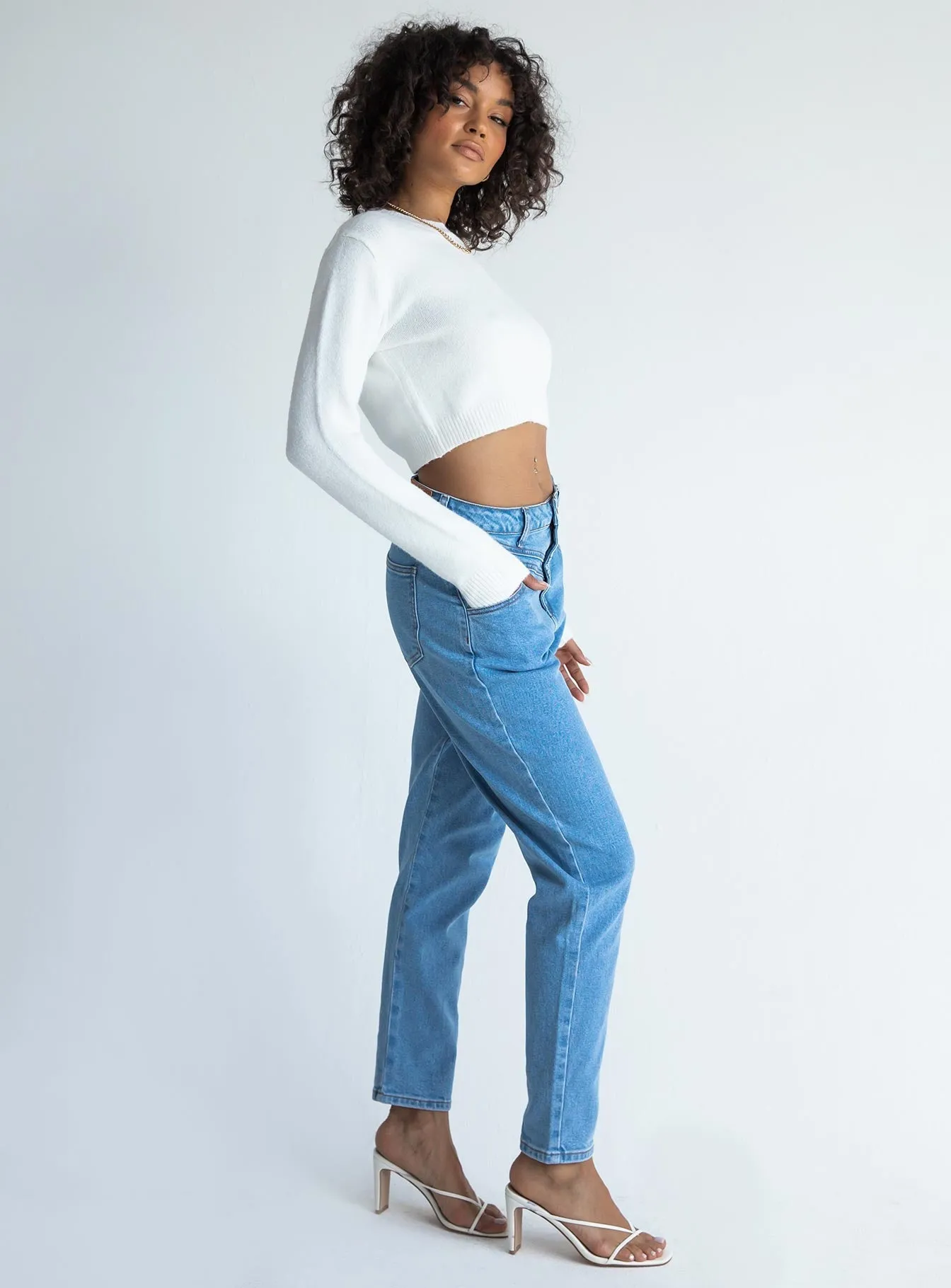 Crisp Look Outfit Plan Leila Yolk Mom Denim Jeans