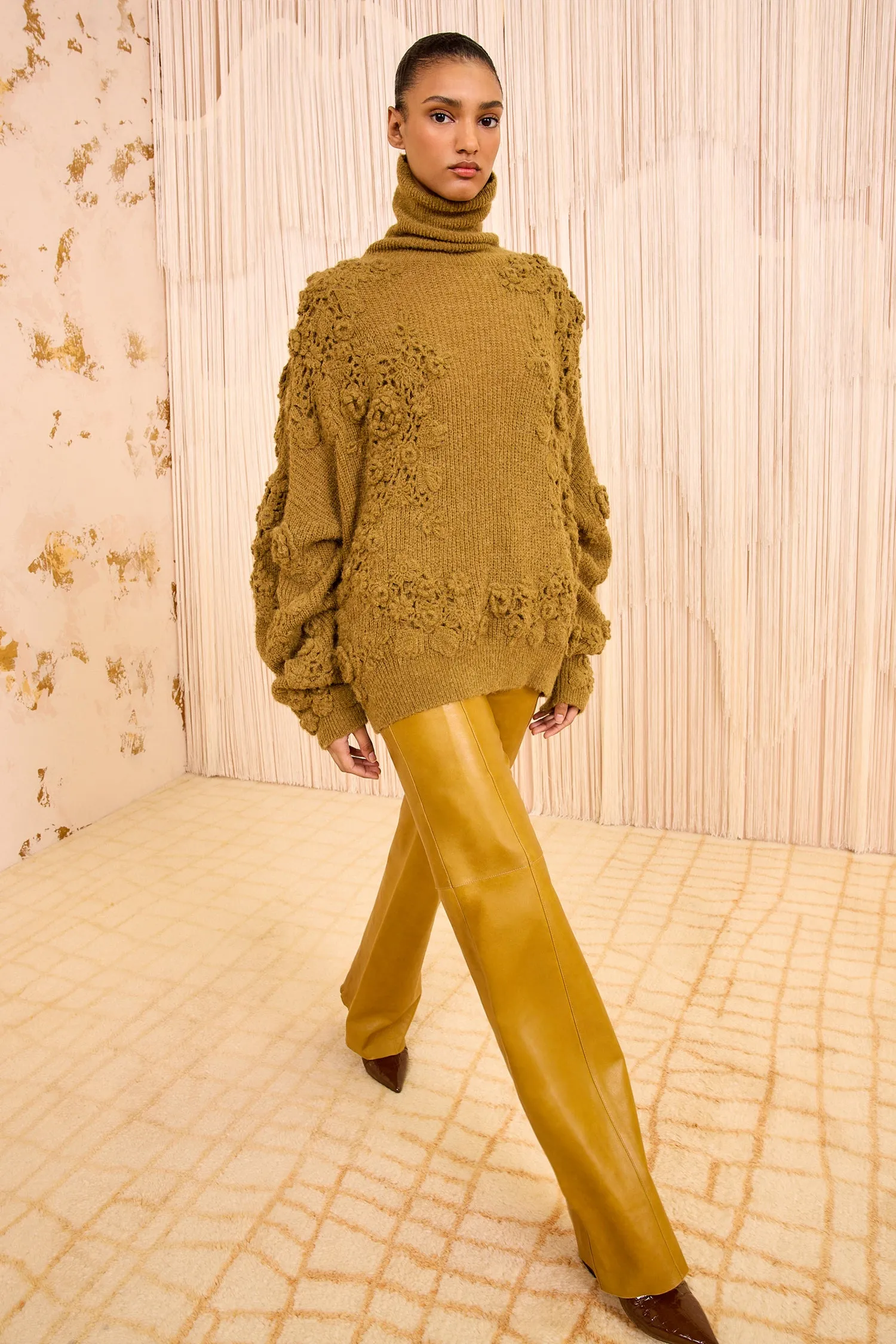 Lelou Crochet Knit Turtleneck - Pine Royal Charm british retro