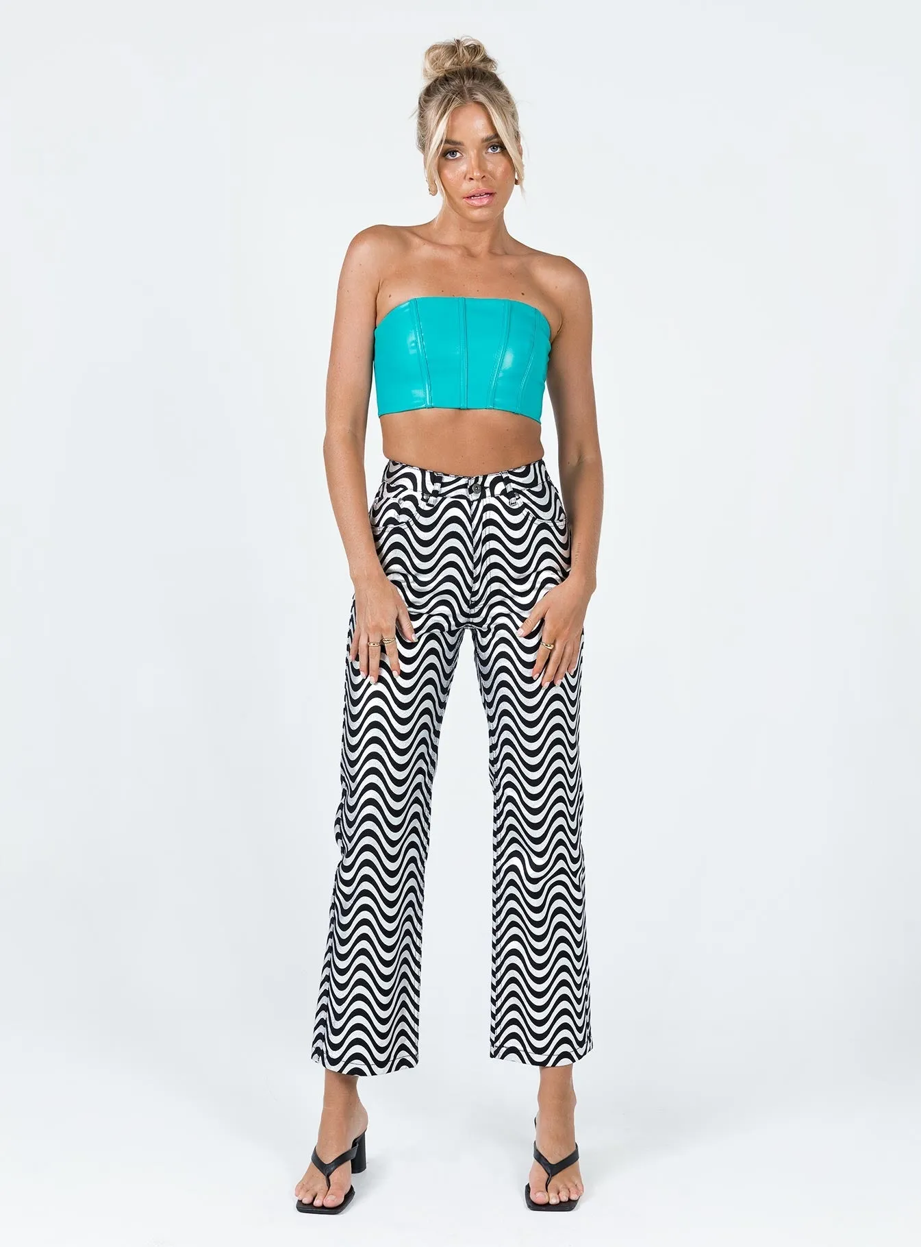 Base Look The Ragged Priest High Rise Straight Leg Wave Jeans Glitter Denim Silver / Black