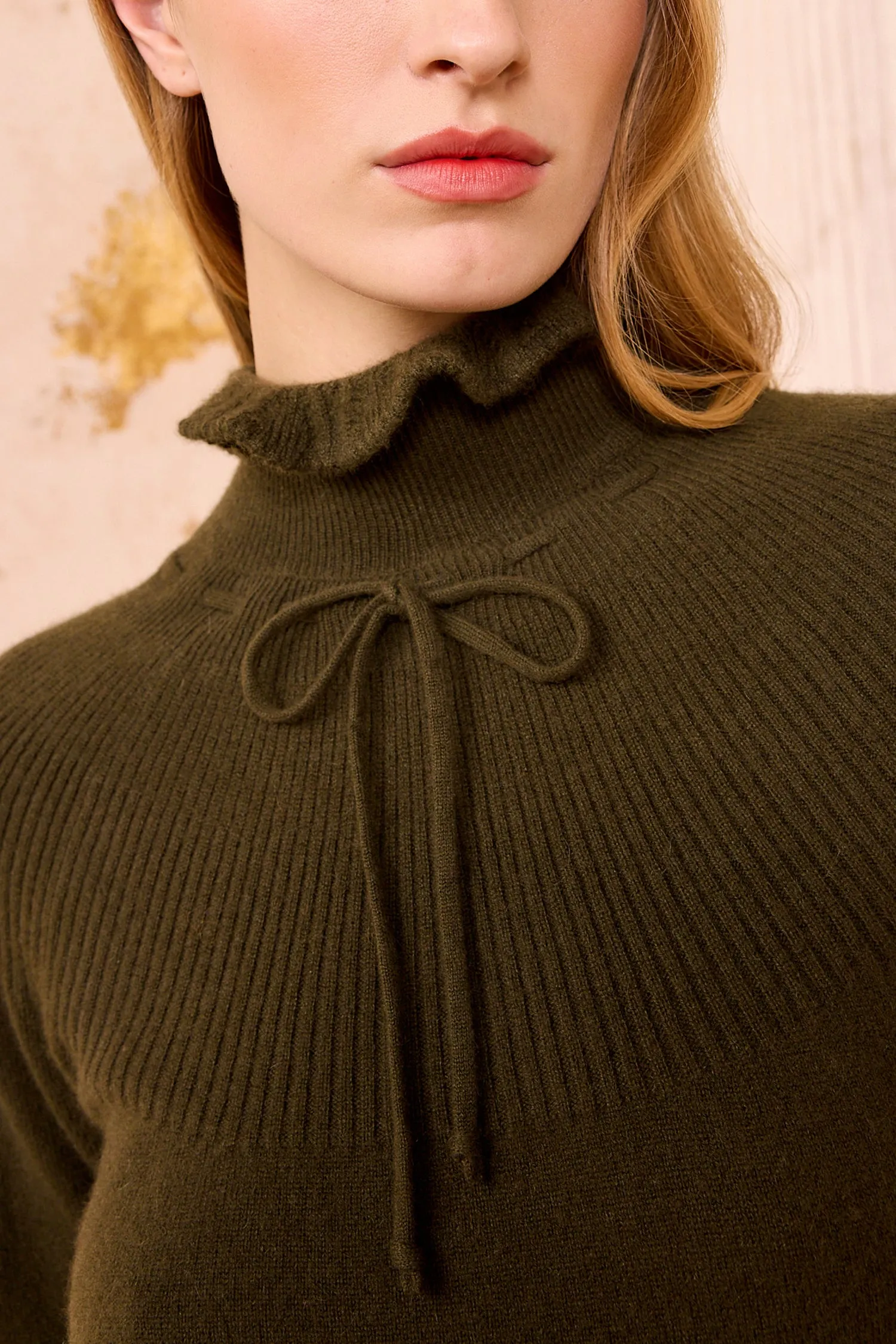 Neat Edge Maisie Cashmere Turtleneck - Hunter