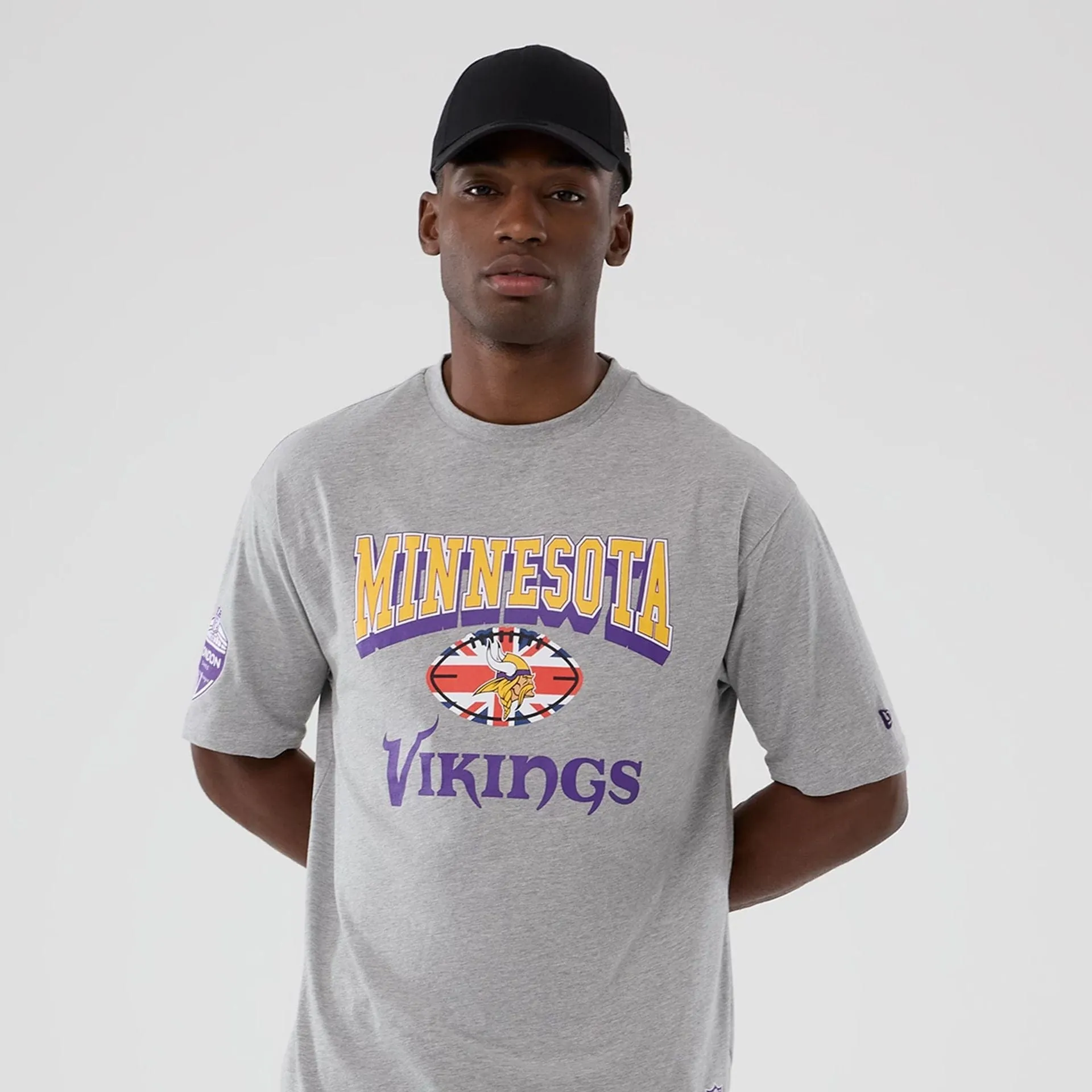 Perfect Layering Minnesota Vikings NFL International Series Games 2025 Grey Oversized T-Shirt