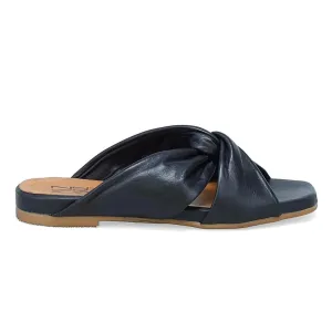 Family Meet Miz Mooz Women's Paparazzi Black Leather