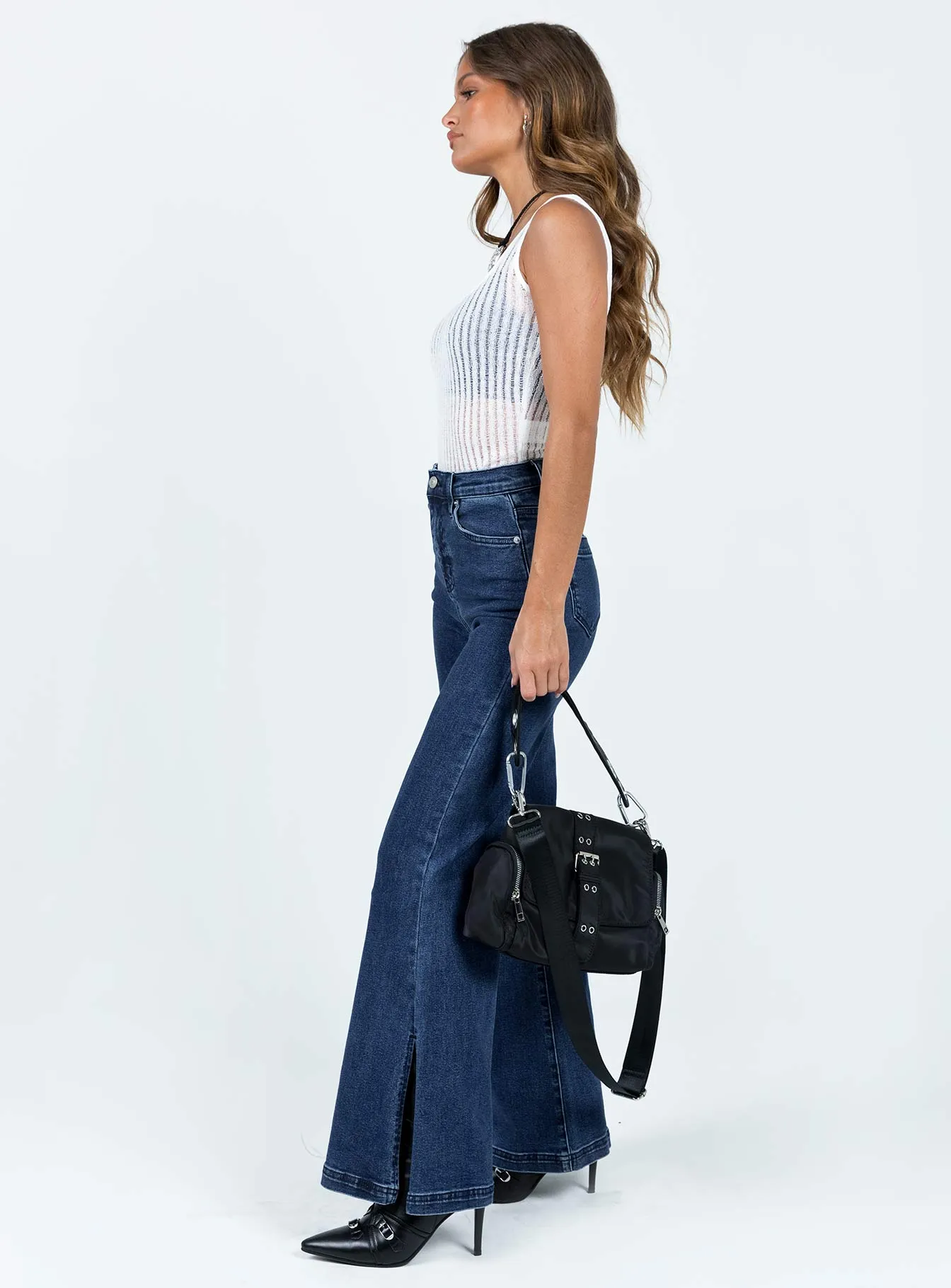 Nairana Split Hem Jeans Dark Wash Denim Comfy Classic High Quality Daytime Look