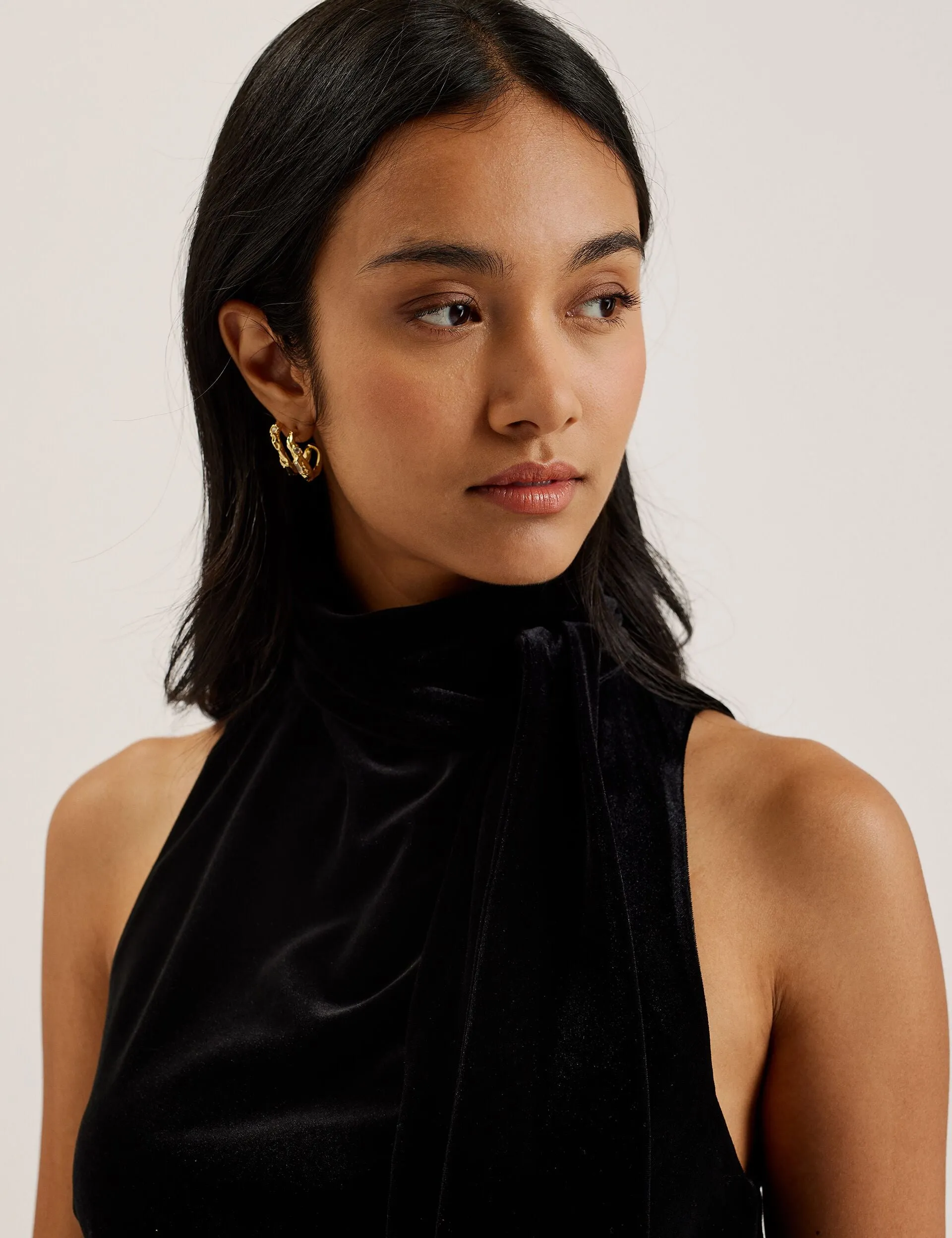 NALIAS | BLACK Stream Fit