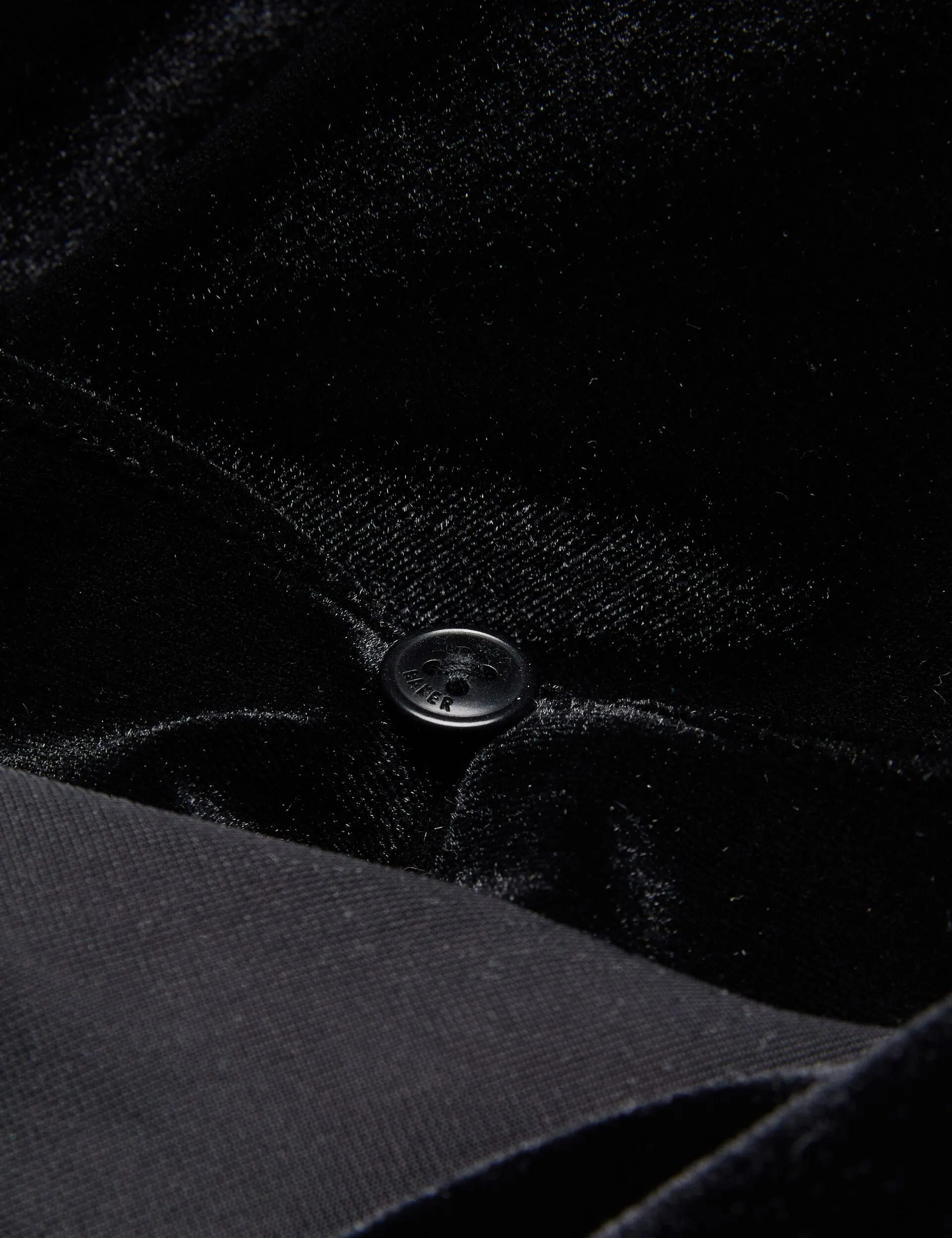 Adjustable Fastenings WaterRepellentSurface NALIAS | BLACK