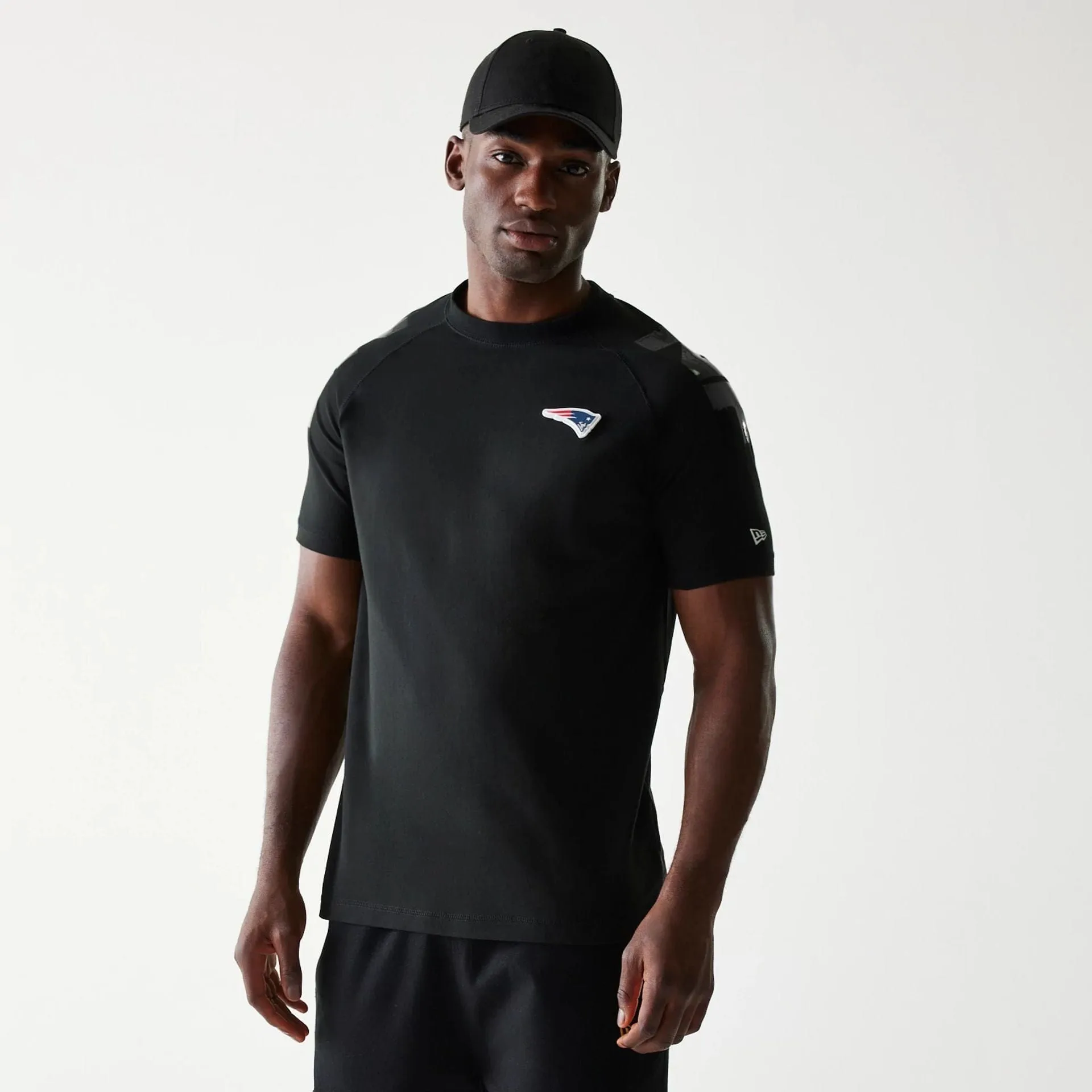 Quick Layer Men's New England Patriots NFL 3RD Down Black T-Shirt