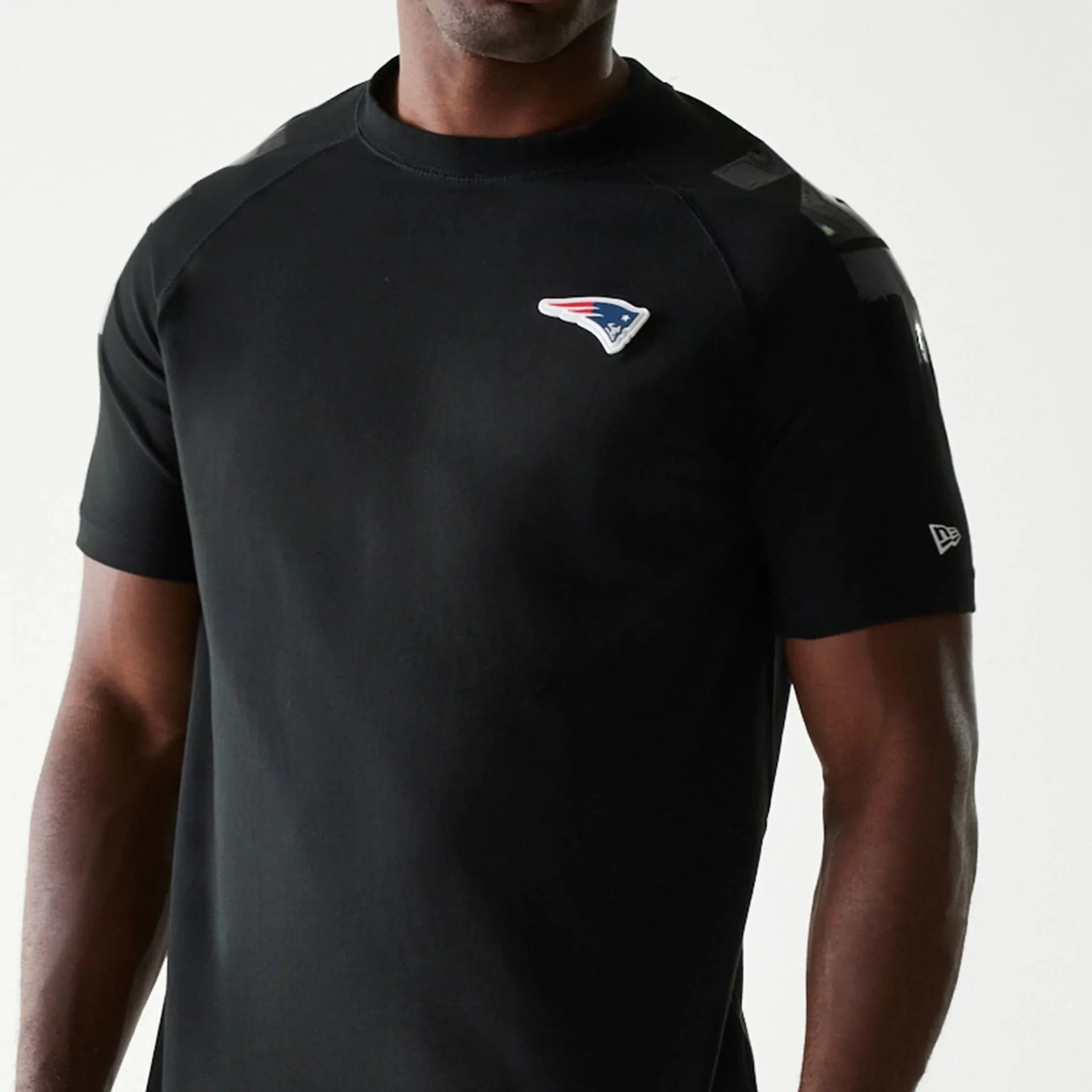 Versatile Trend Relaxed Fit Design New England Patriots NFL 3RD Down Black T-Shirt