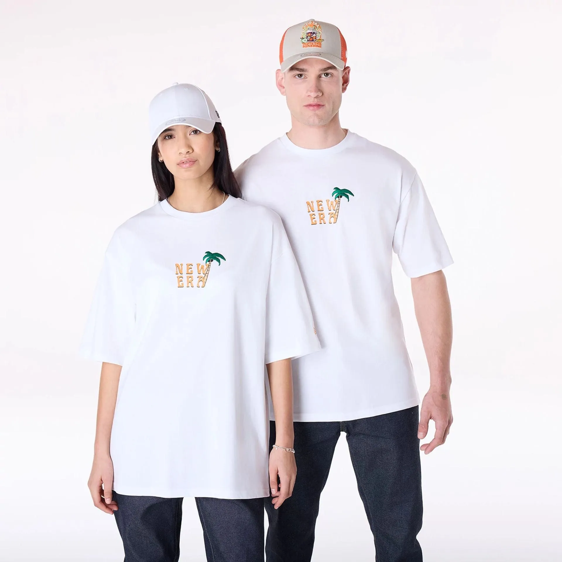 New Era Drink Graphic White Oversized T-Shirt Stretch Material Sweat Absorbent