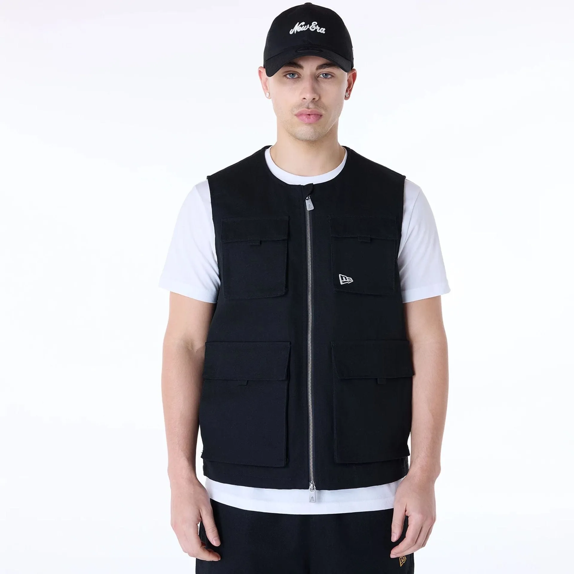 New Era Essential Black Utility Vest Essential Fit