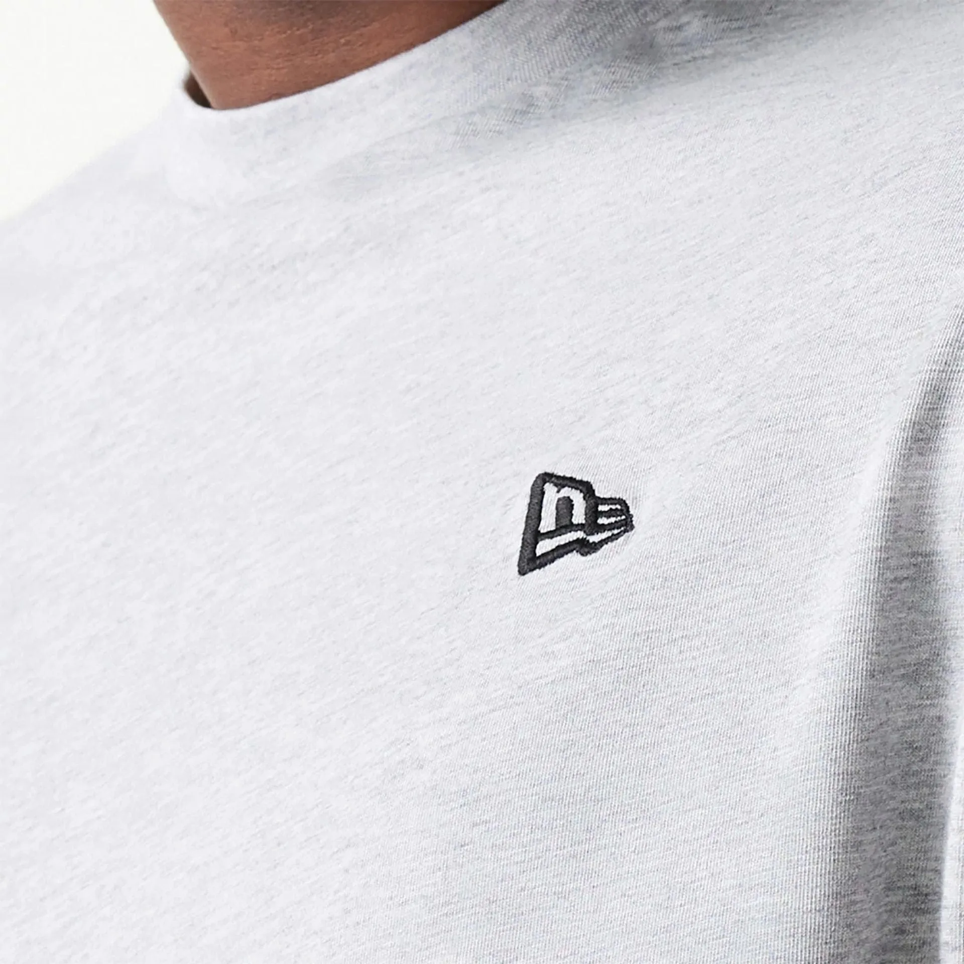 New Era Essential Grey Oversized T-Shirt Wrinkle Resistant Cloth Wrinkle Resistant Texture