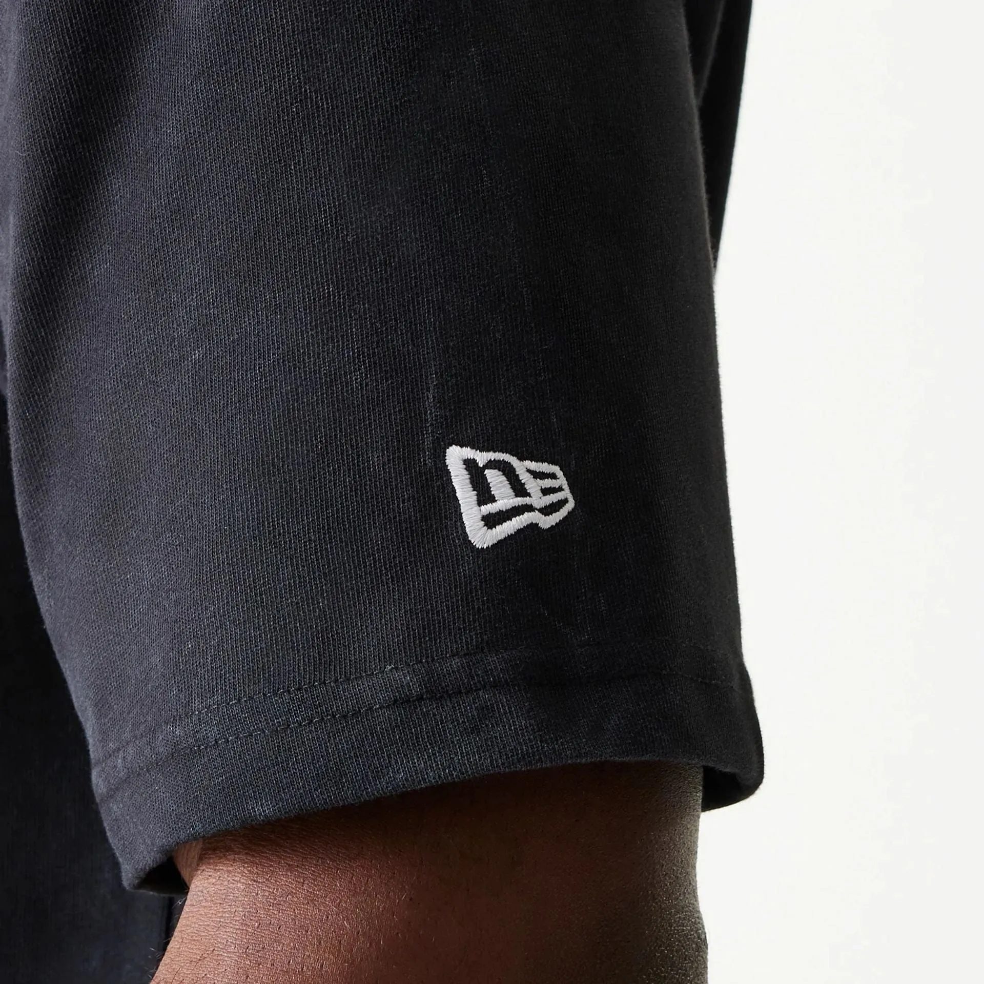 UltraLightweight Layerable Look New York Jets NFL Games Premium Apparel Black Oversized T-Shirt