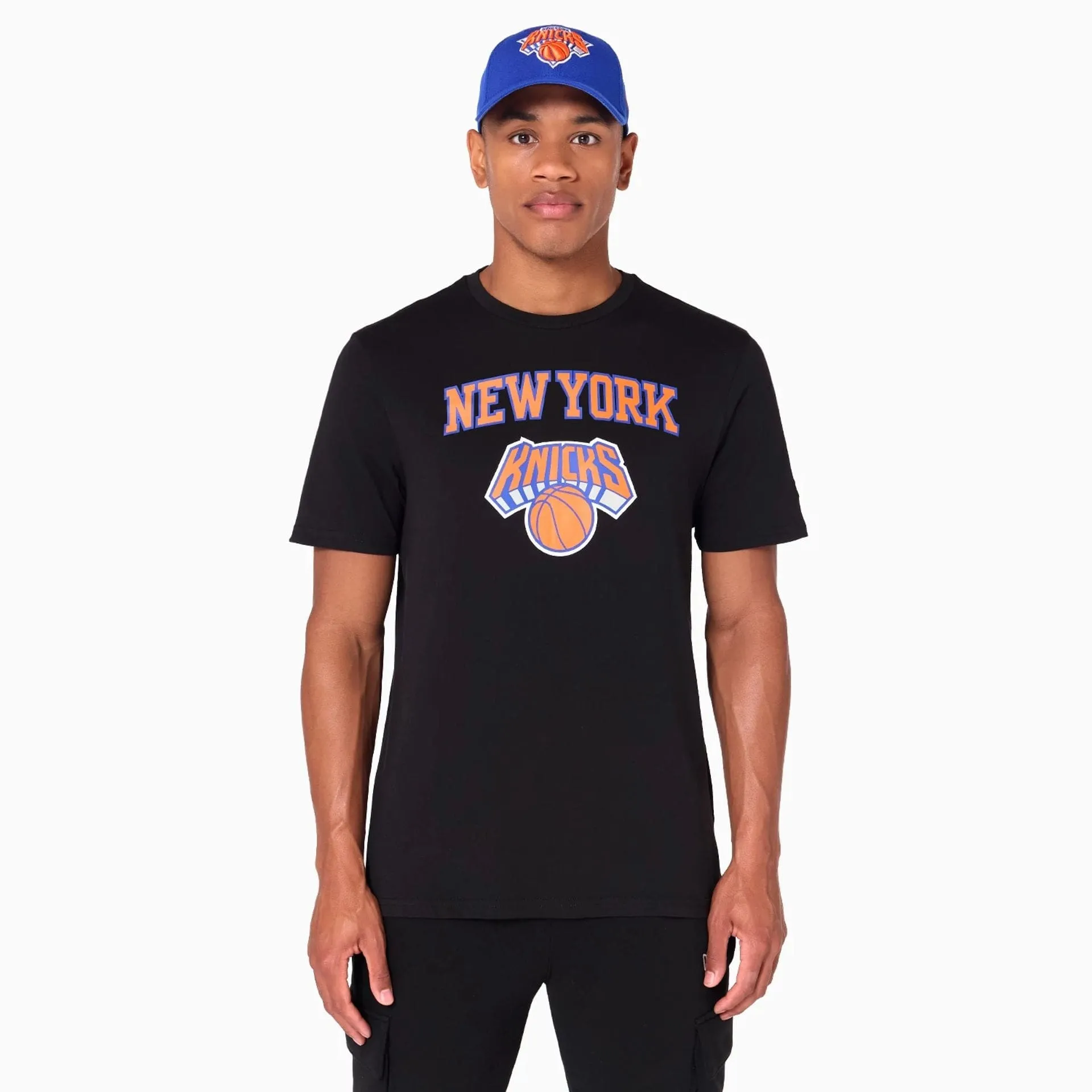 Relaxed Comfort Look New York Knicks NBA Black T-Shirt