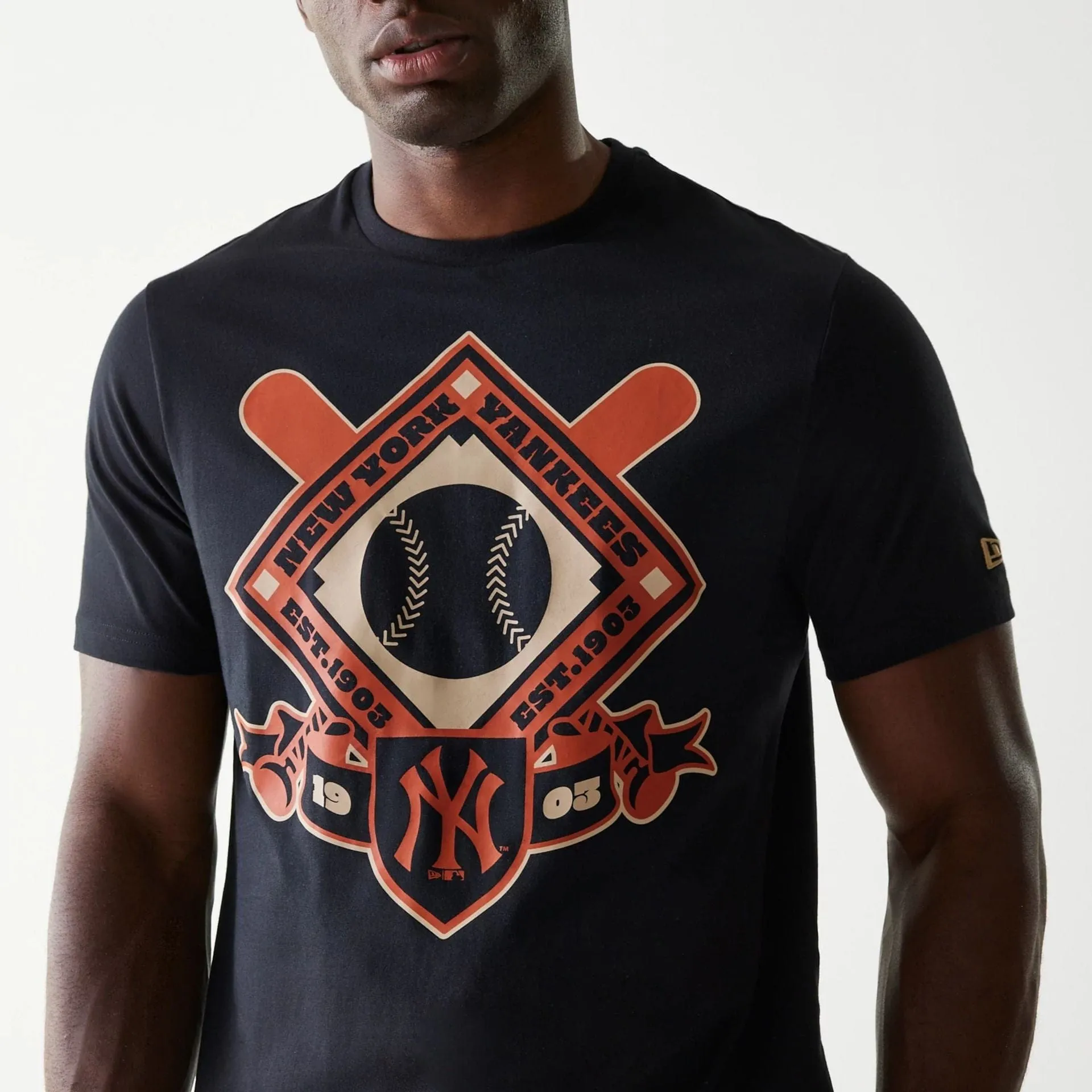New York Yankees MLB Baseball Graphic Black T-Shirt Smooth Look