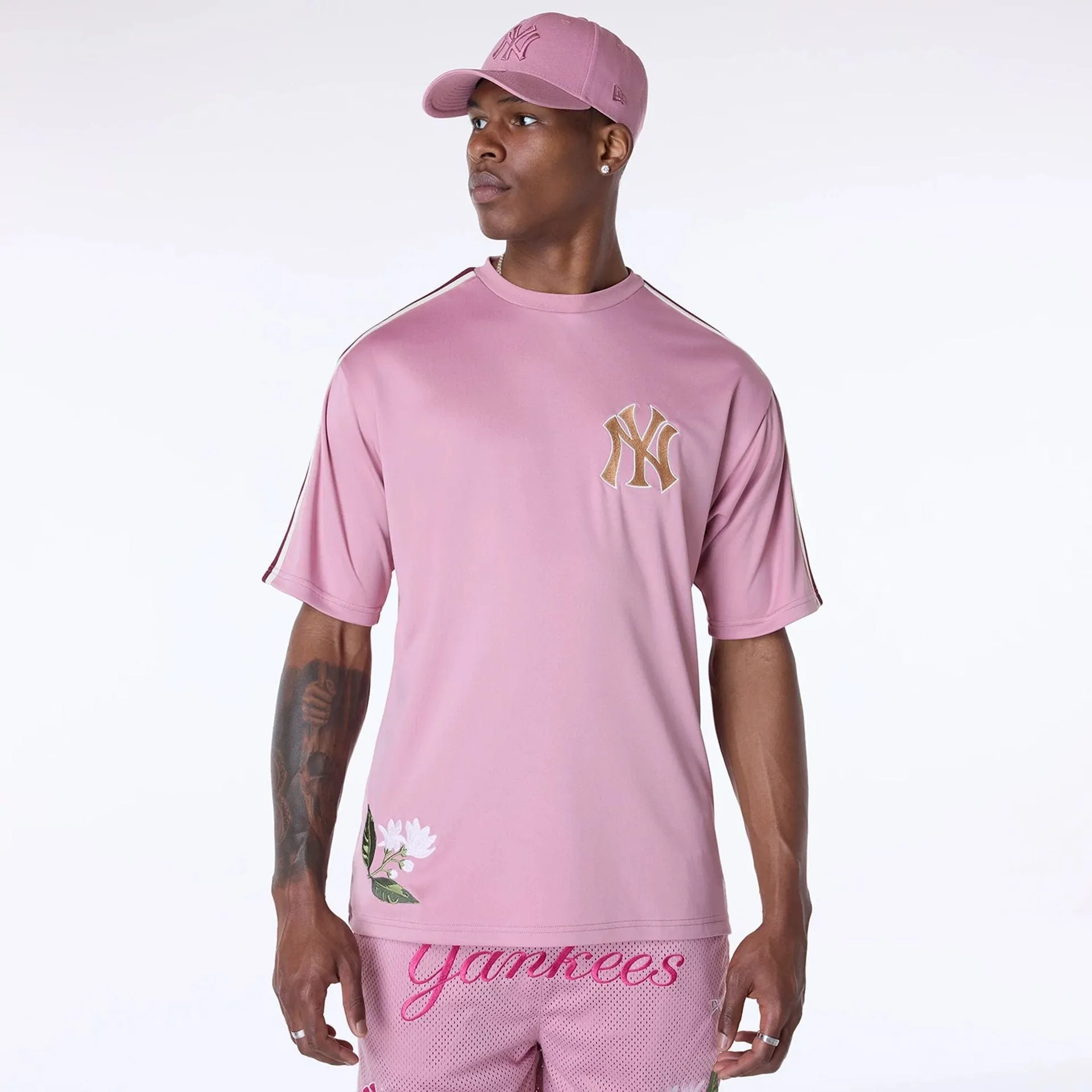 WrinkleResistant Texture Layered Hem Design New York Yankees MLB Floral Dark Pink Oversized T-Shirt