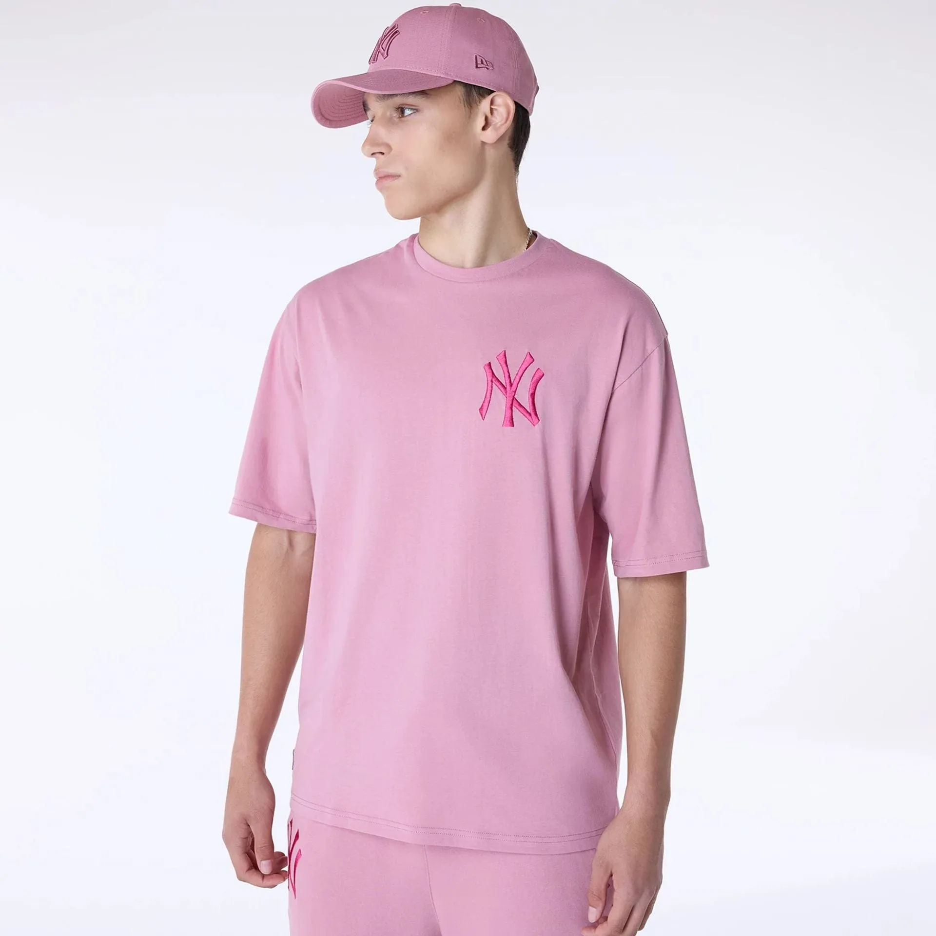 New York Yankees MLB League Essential Dark Pink Oversized T-Shirt Smooth Look
