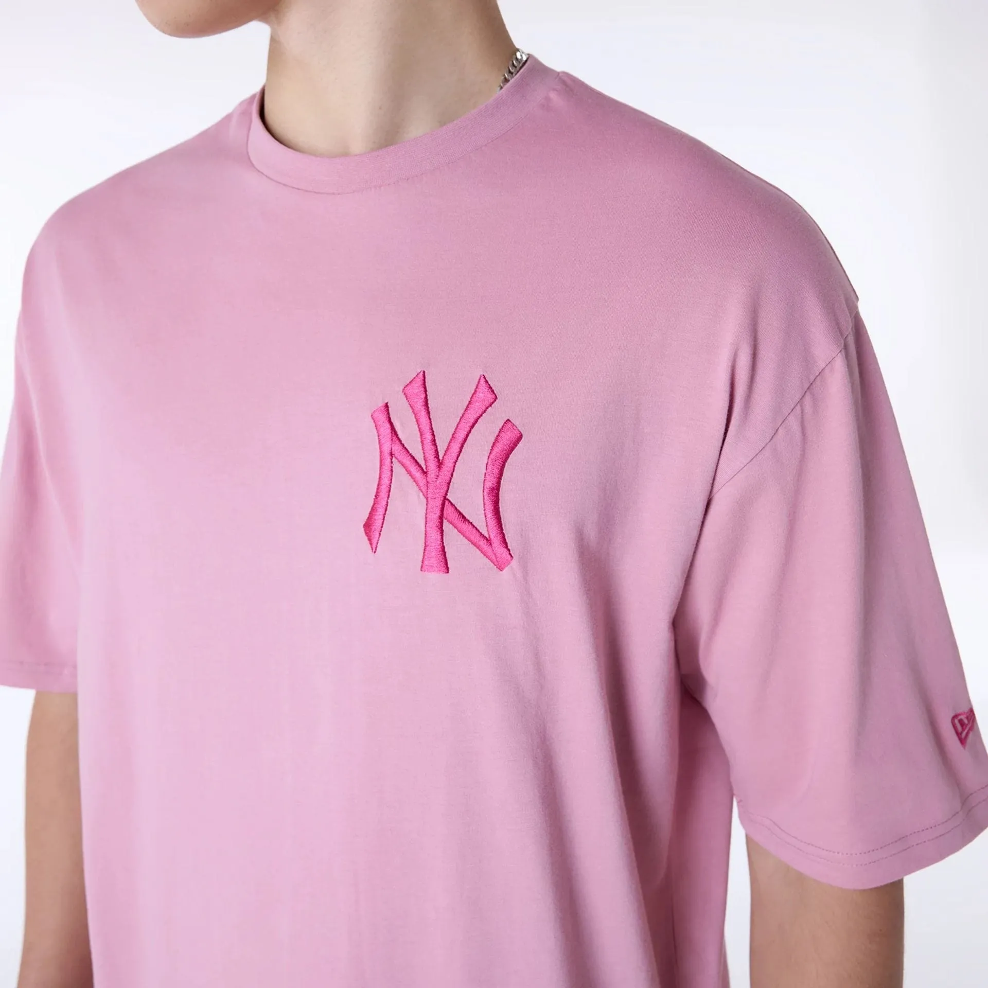 Chilly Style New York Yankees MLB League Essential Dark Pink Oversized T-Shirt