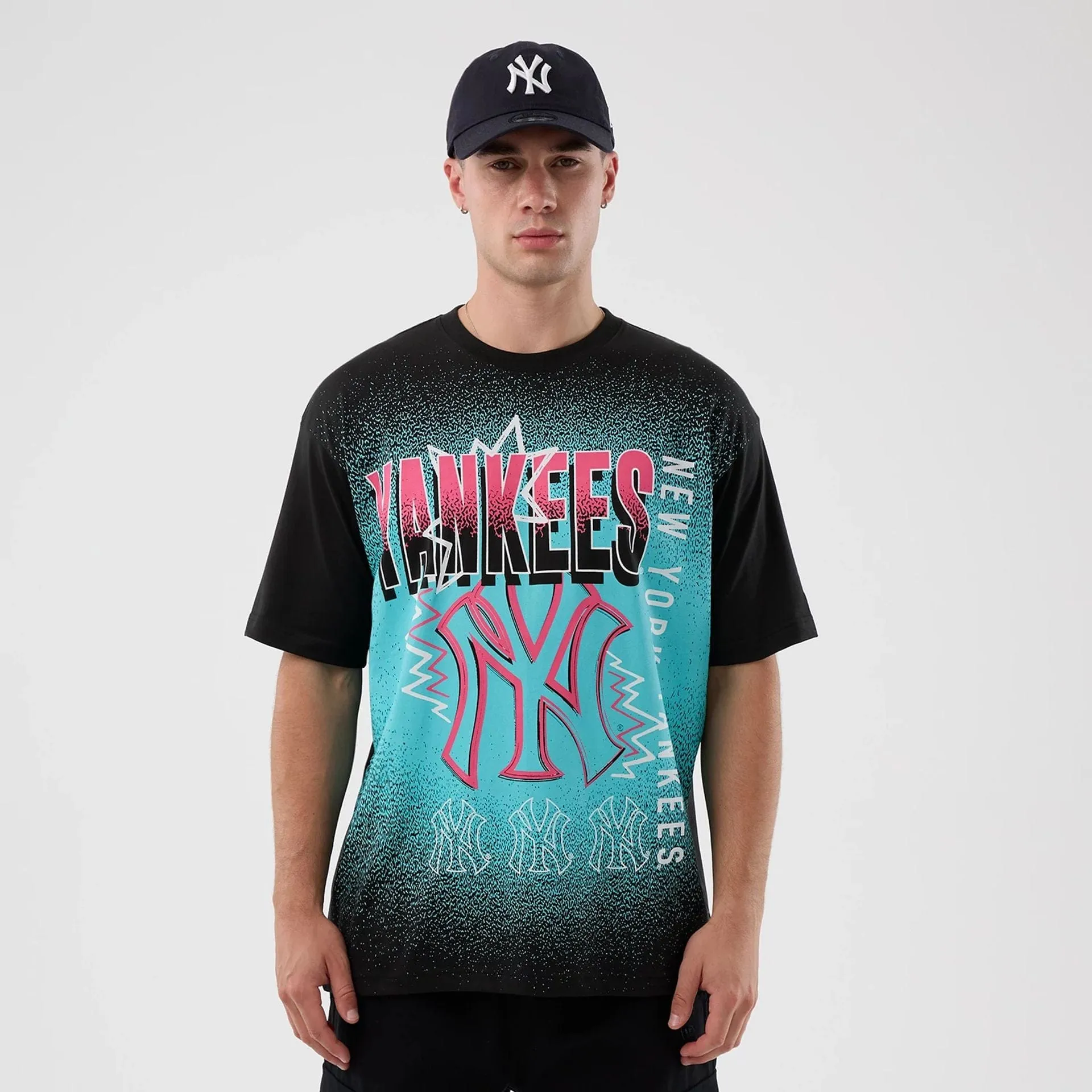 New York Yankees MLB Life Graphic Black T-Shirt Comfy Touch Chill Style