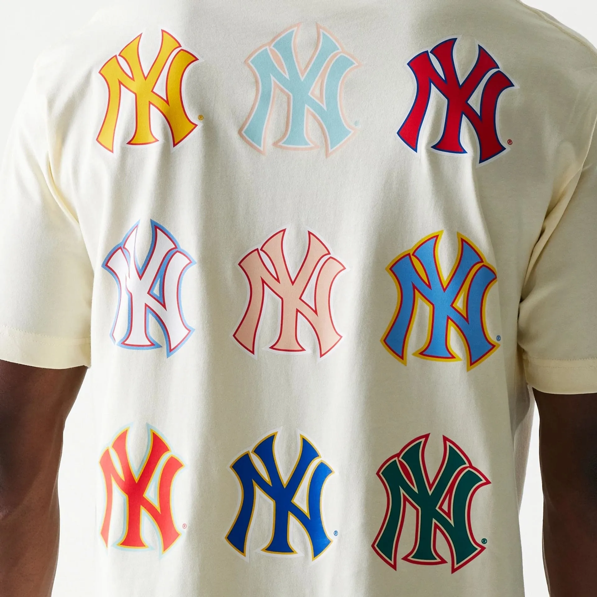 Classic Color Subtle Details New York Yankees MLB Life Graphic Cream T-Shirt