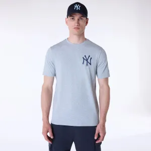 Comfort Fit New York Yankees MLB Pennant Graphic Grey T-Shirt
