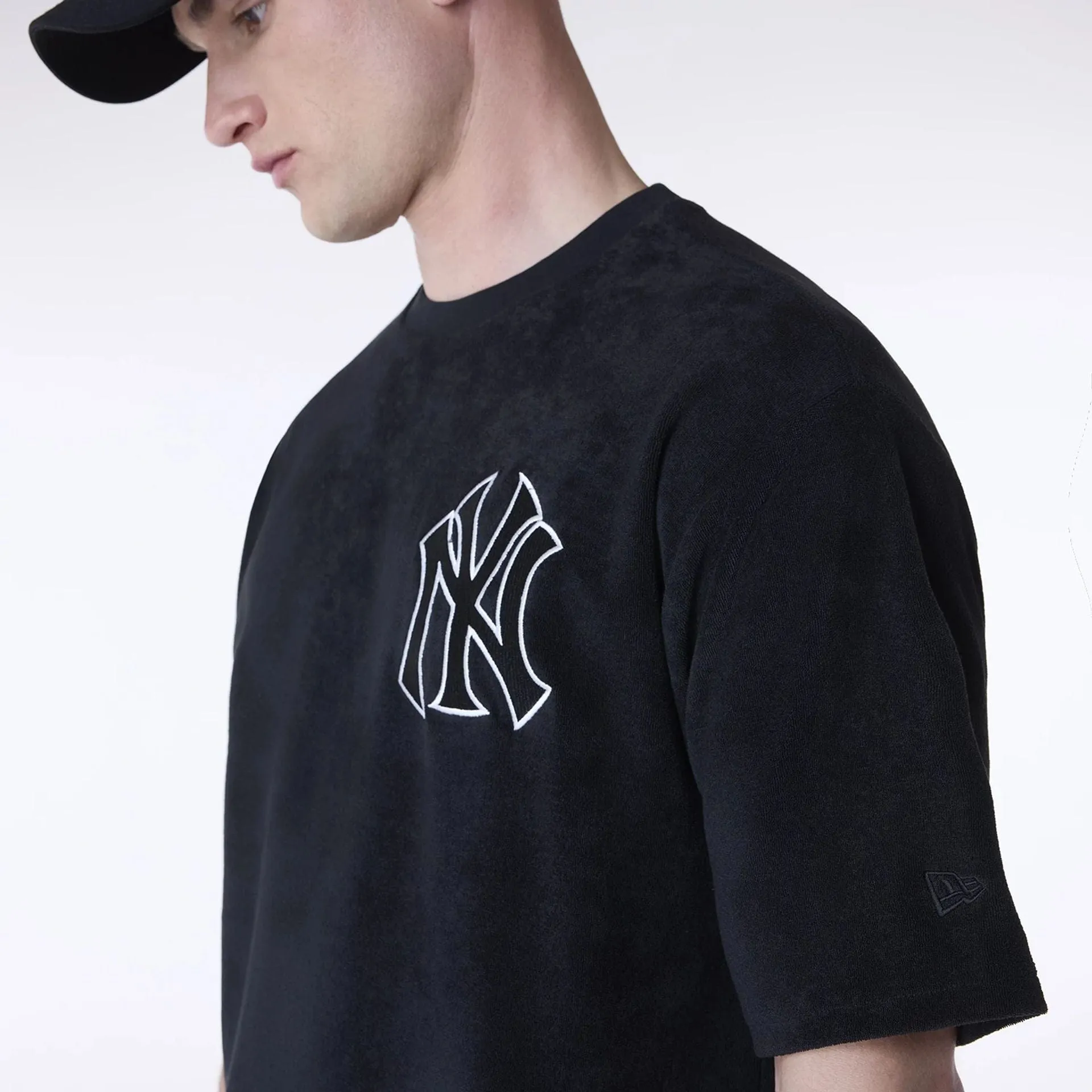 New York Yankees MLB Towelling Black Oversized T-Shirt Sporty Comfort Wear