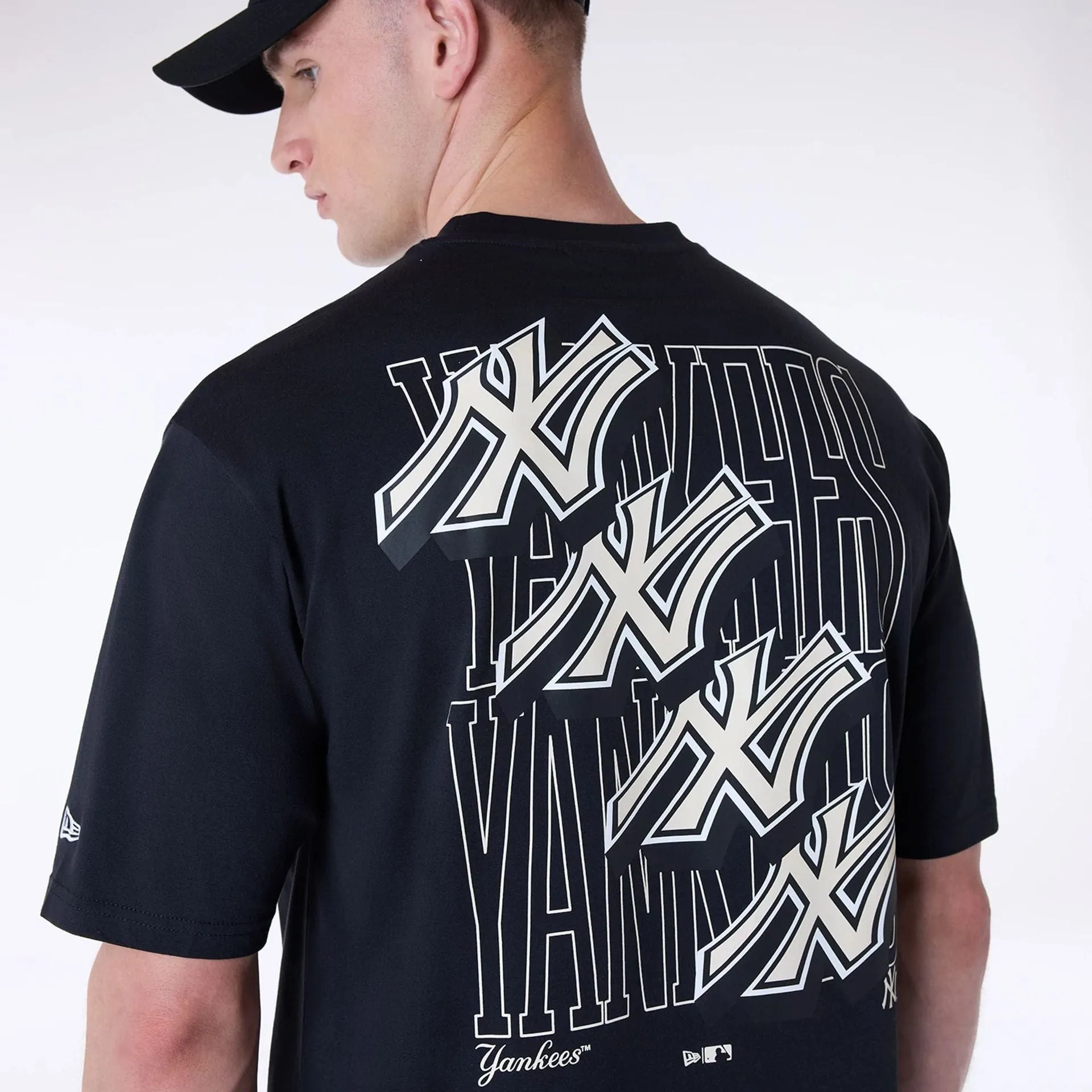 Gym clothing Ethically Sourced Material New York Yankees MLB Wordmark Black Oversized T-Shirt