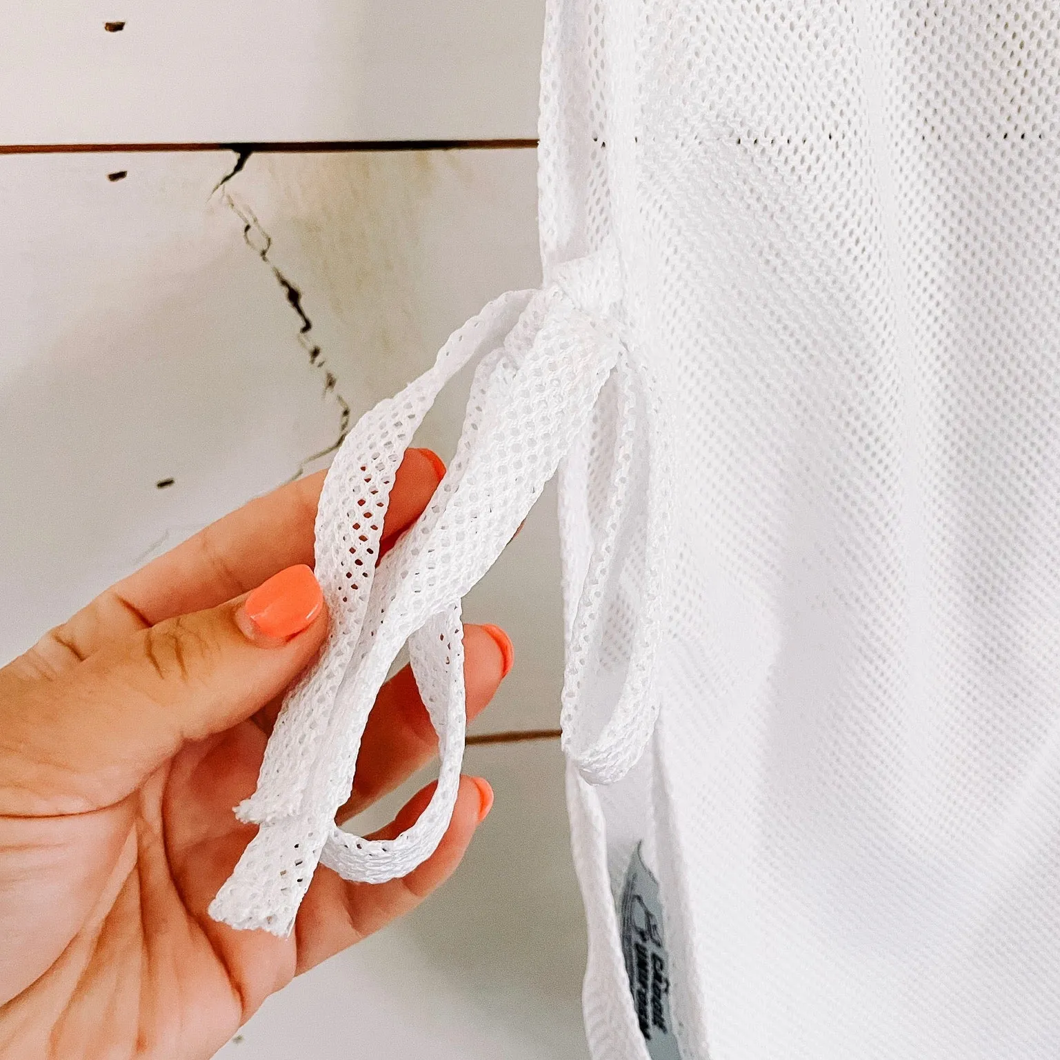 Adult White Caddie Bib Versatile Performance