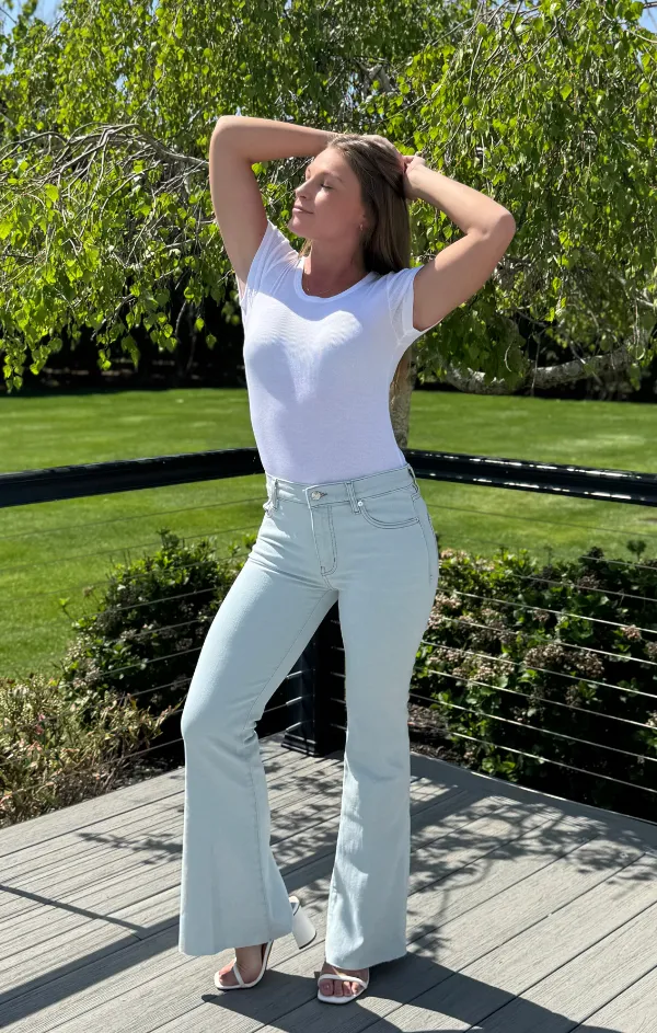 The Icon Jean Light support