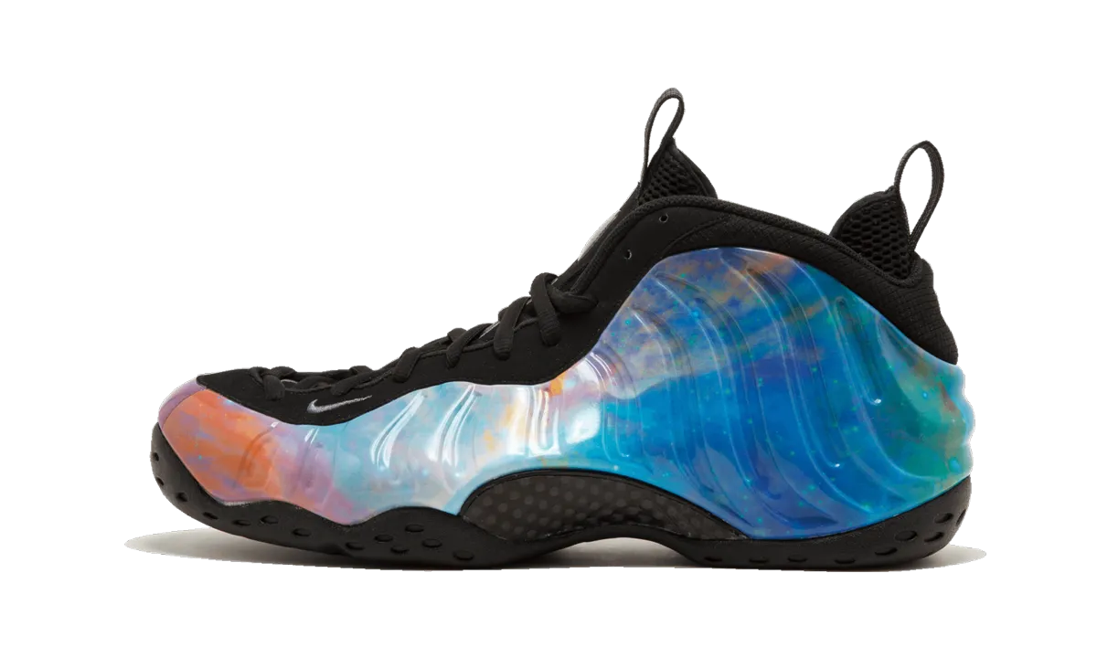 running with a rubber outsole Air Foamposite One Alternate Galaxy "Big Bang"