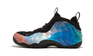 running with a rubber outsole Air Foamposite One Alternate Galaxy "Big Bang"