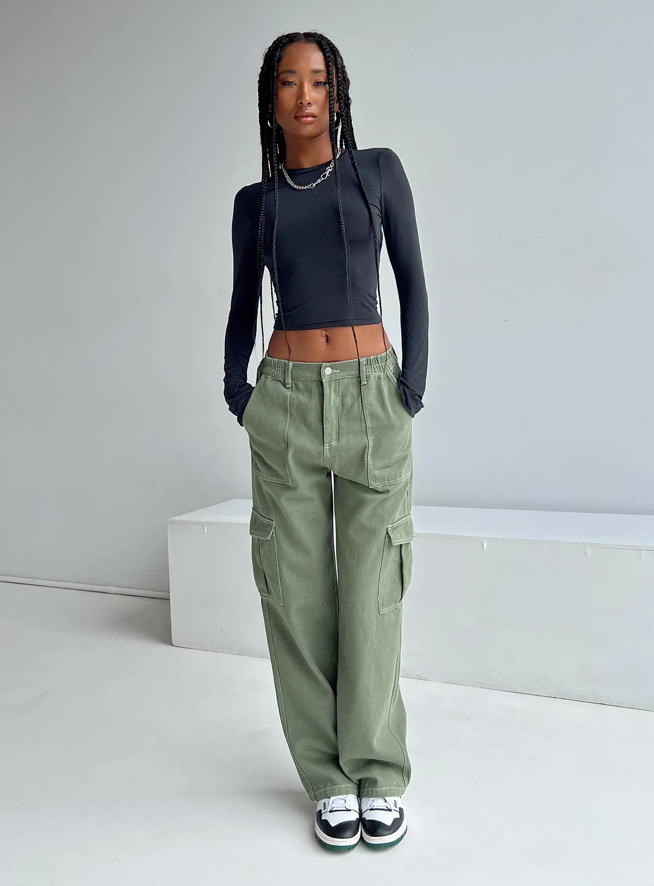 Pawley Cargo Pants Khaki Sunny Vibes Rainy Day Shopping Day Fashion Focus