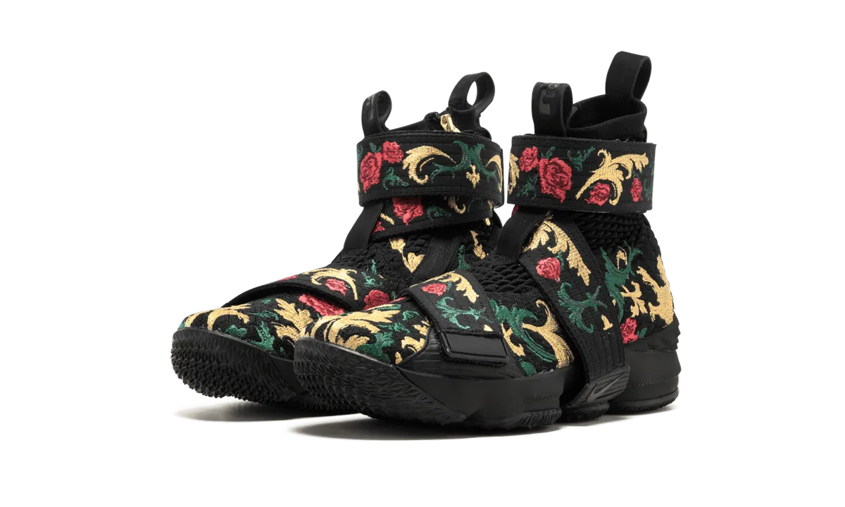 Comfortable foot flex Lebron 15 Lif "King's Crown"