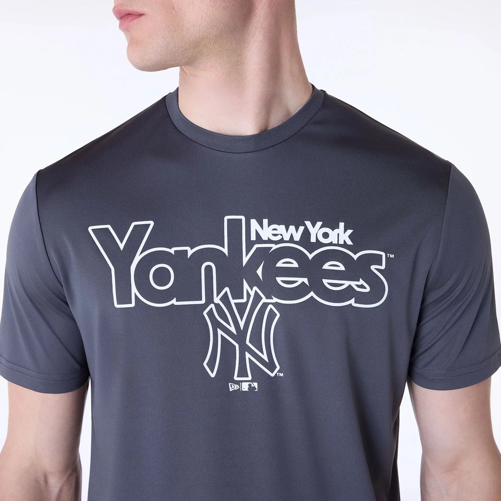 New York Yankees MLB Essentials Dark Grey T-Shirt Outdoor Outfit Style
