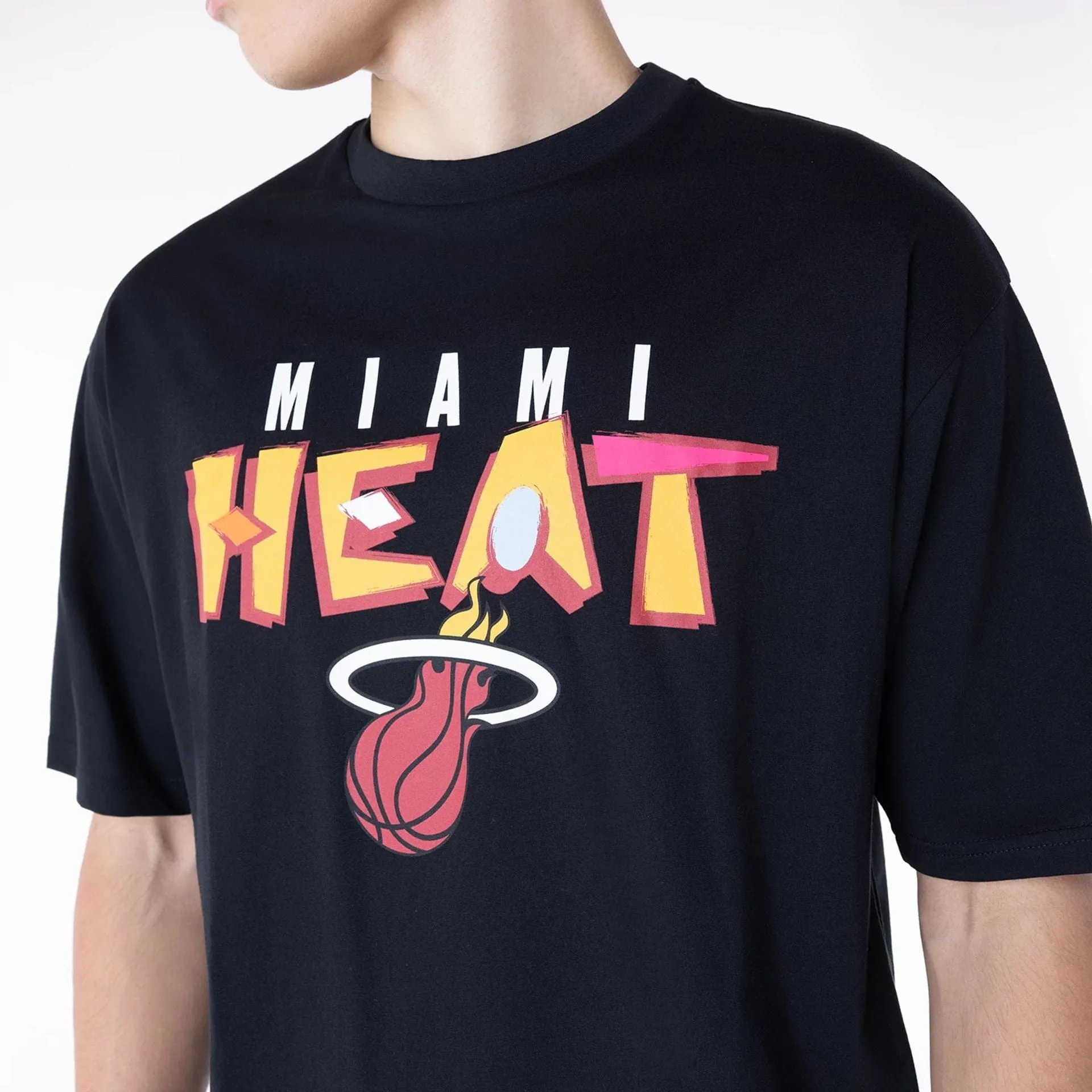 Miami Heat NBA Graphic Black Oversized T-Shirt Chilly Comfort