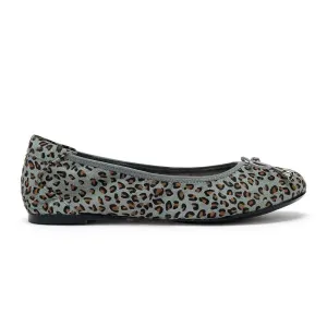 Recycled Outsole Material Slow Jog Sandringham - Grey Leopard Leather Flats