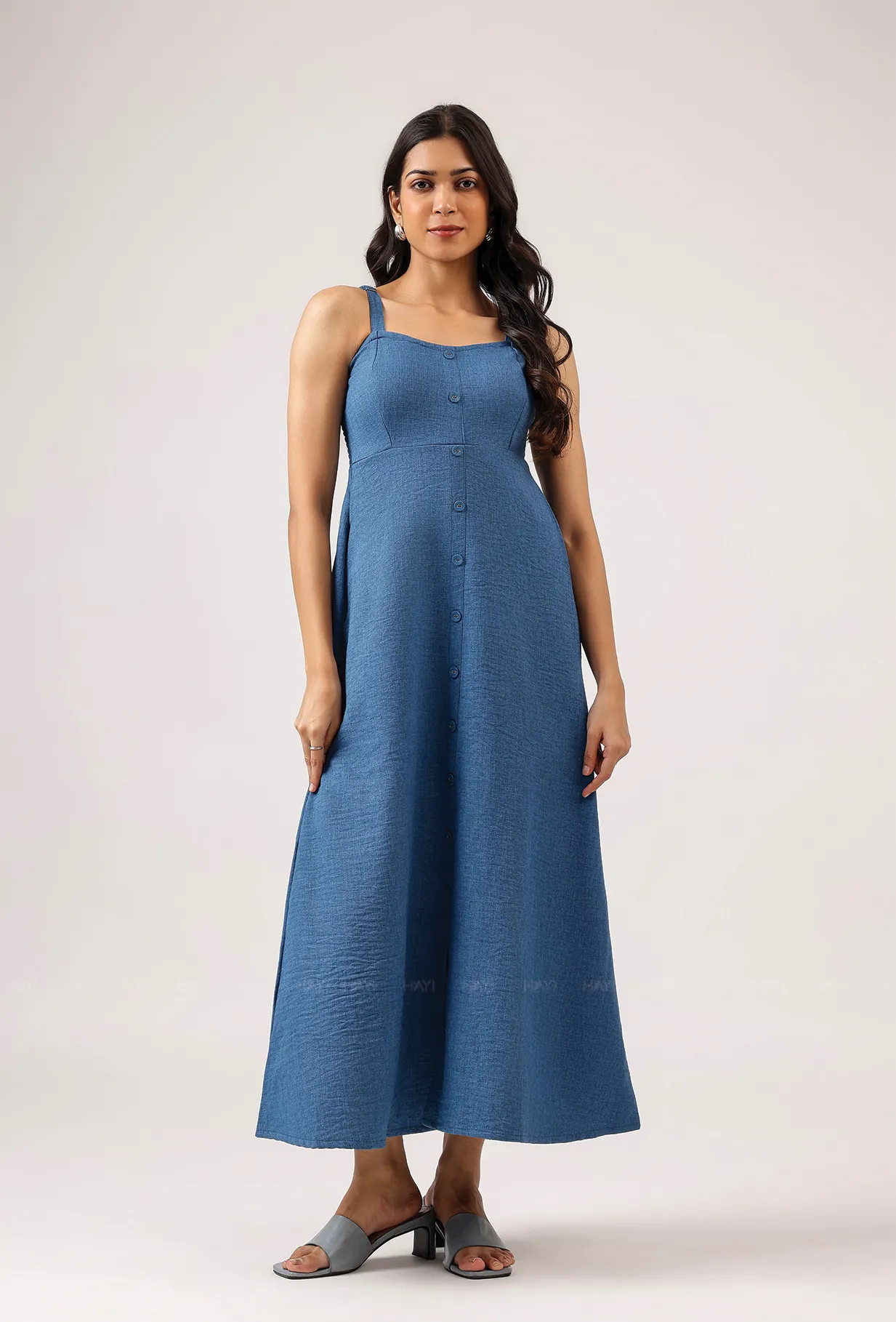 Layer Light Effortless weekend dress Rawelle Denim Blue Adjustable Strap Spaghetti With Back Smock