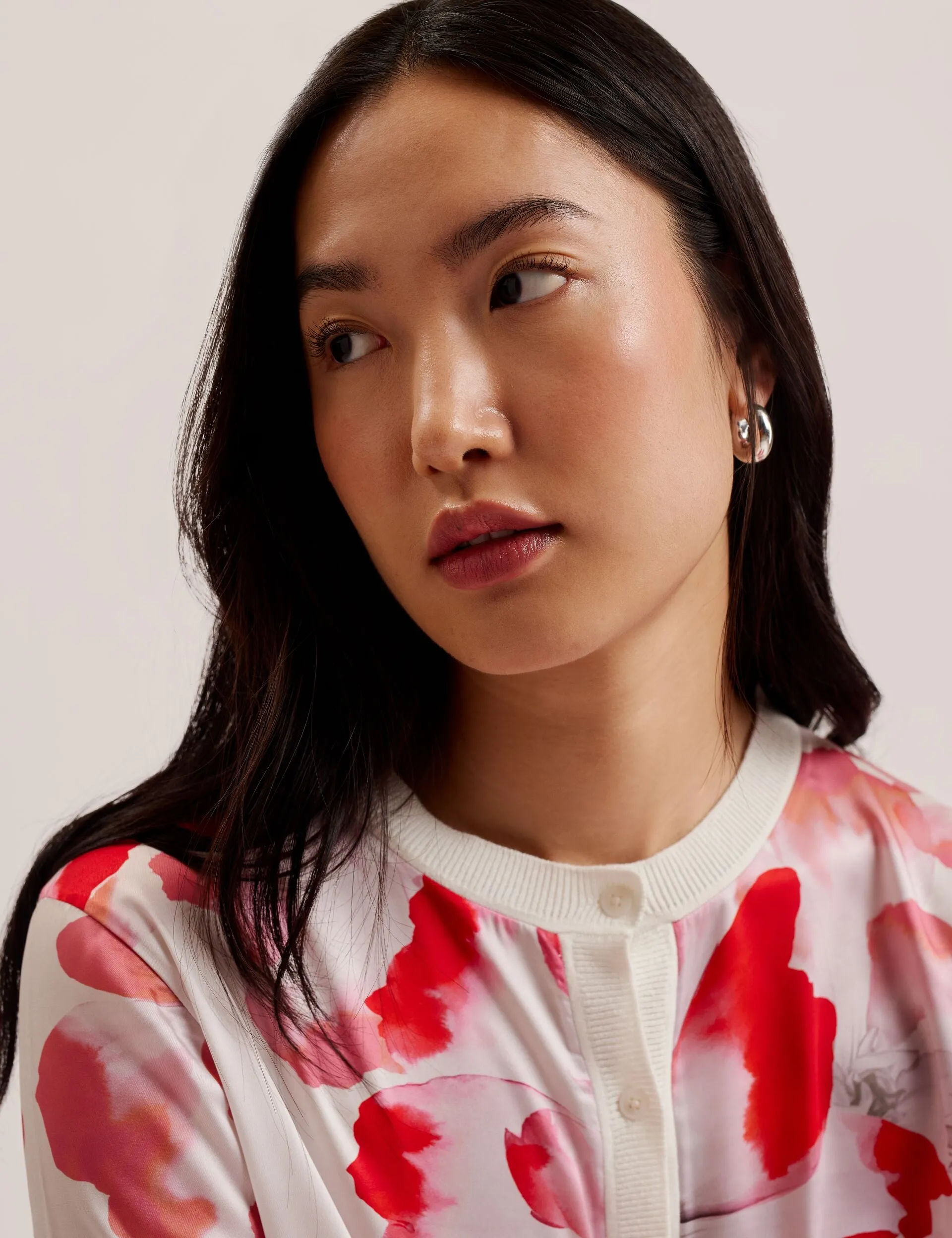 DARCIYY | IVORY Saga Fit Mature Charm