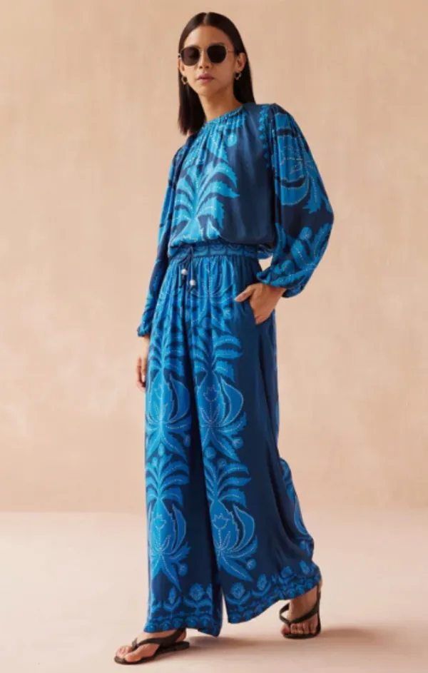 Ayla Blouse in Nikita Atlantic Travel Core Insulated Jacket