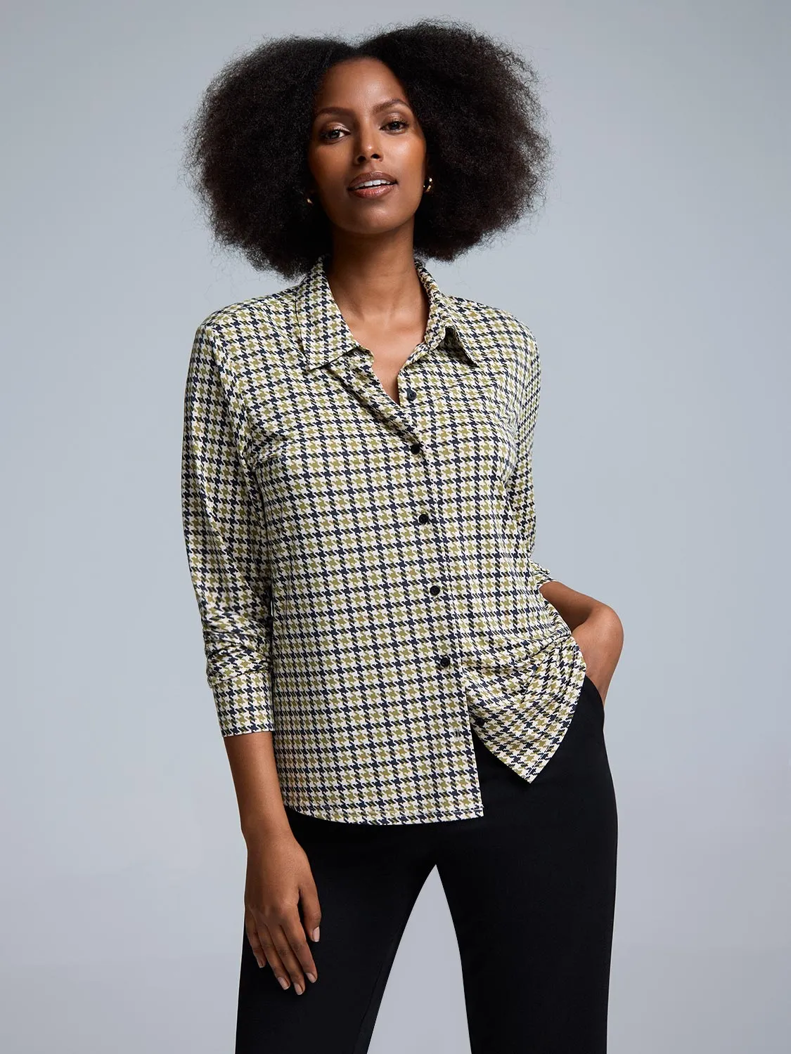 FlexibleNeckline Houndstooth Button-Front Classic Blouse