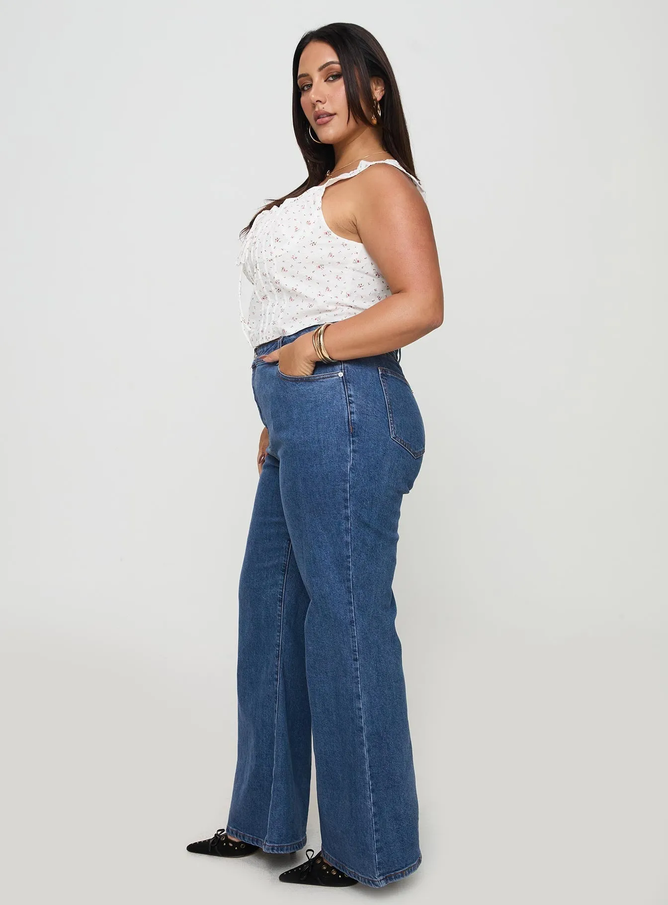 Lucille High Rise Flared Jeans Mid Wash Curve Wide Leg Silhouette Casual Chic