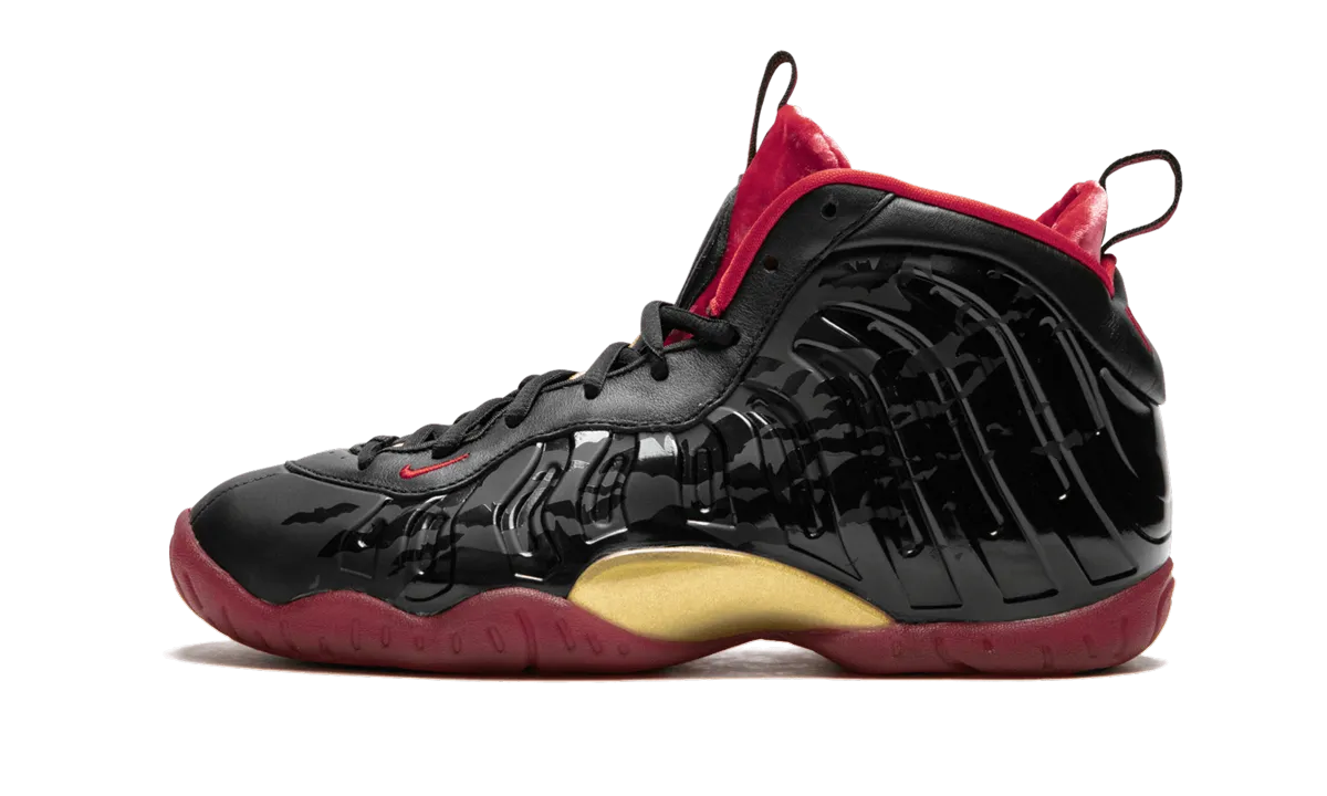 Asymmetrical Lacing Design running in a temperate area Little Posite One QS "Dracula"