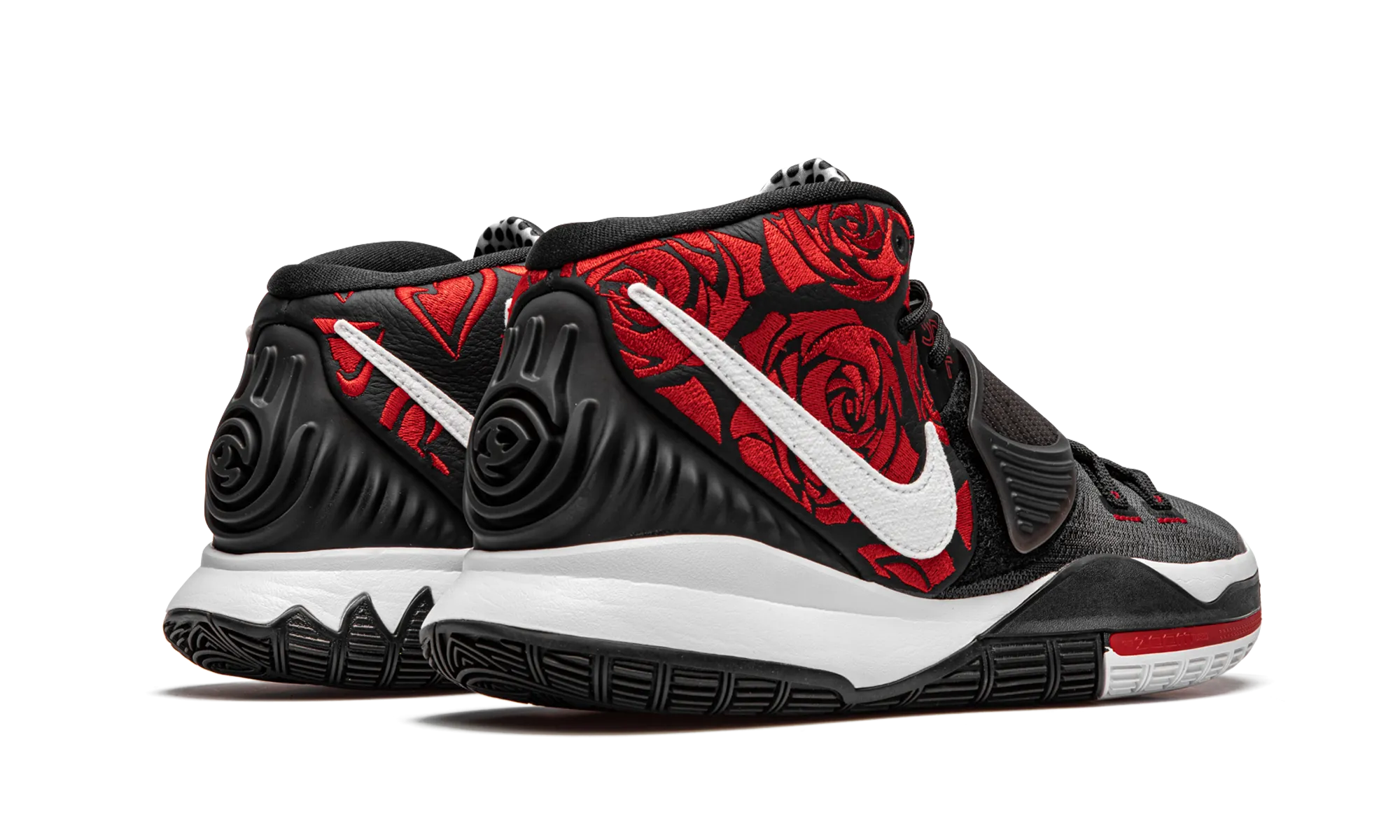 Kyrie 6 SR "Sneaker Room - Mom - Black" ground - feel shoes