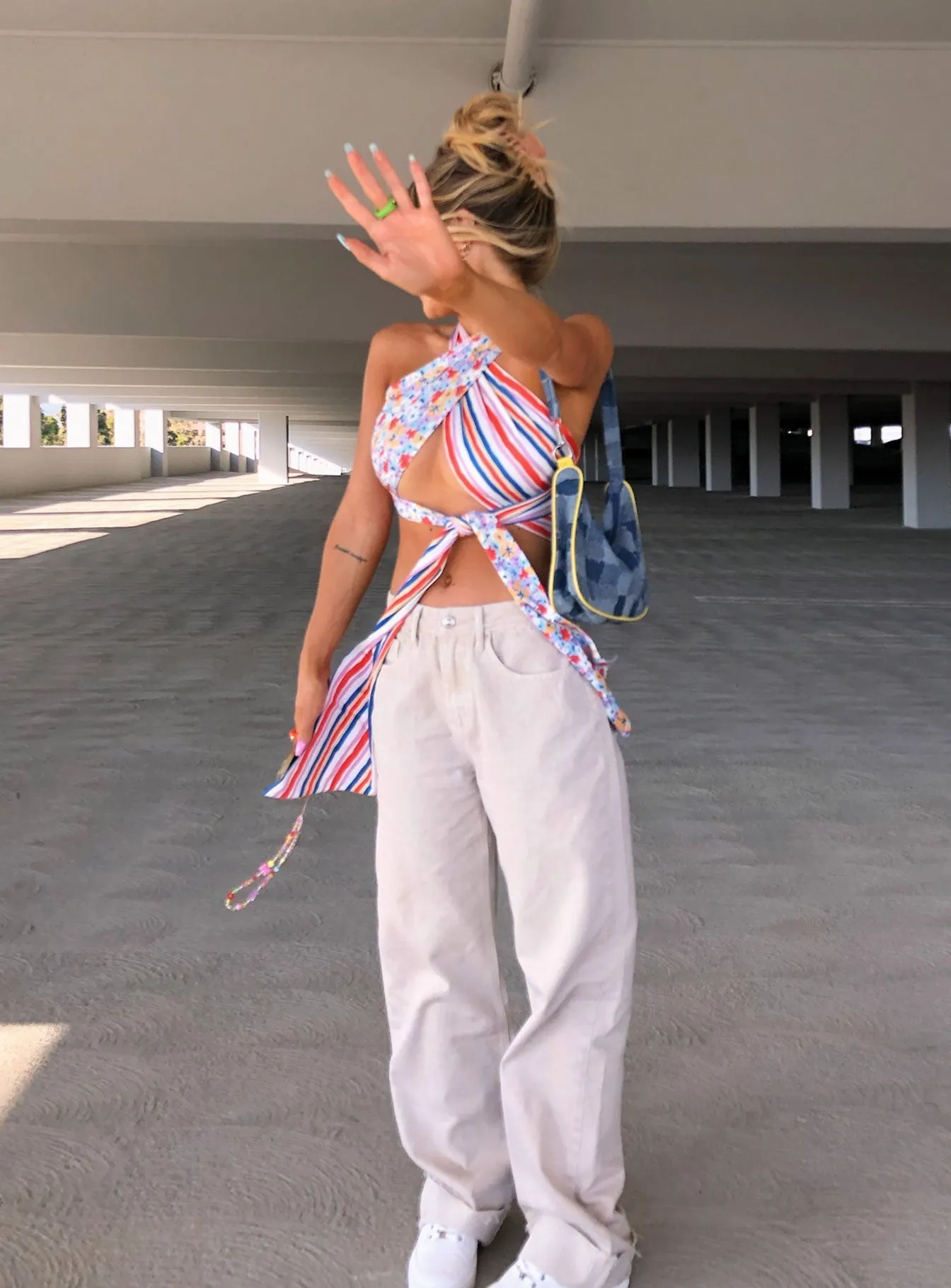 Cheerful Denim Jeans Cream Core Look