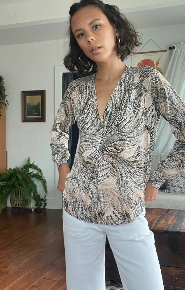 Chiffon Sleeved V Neck Blouse Clear Glow