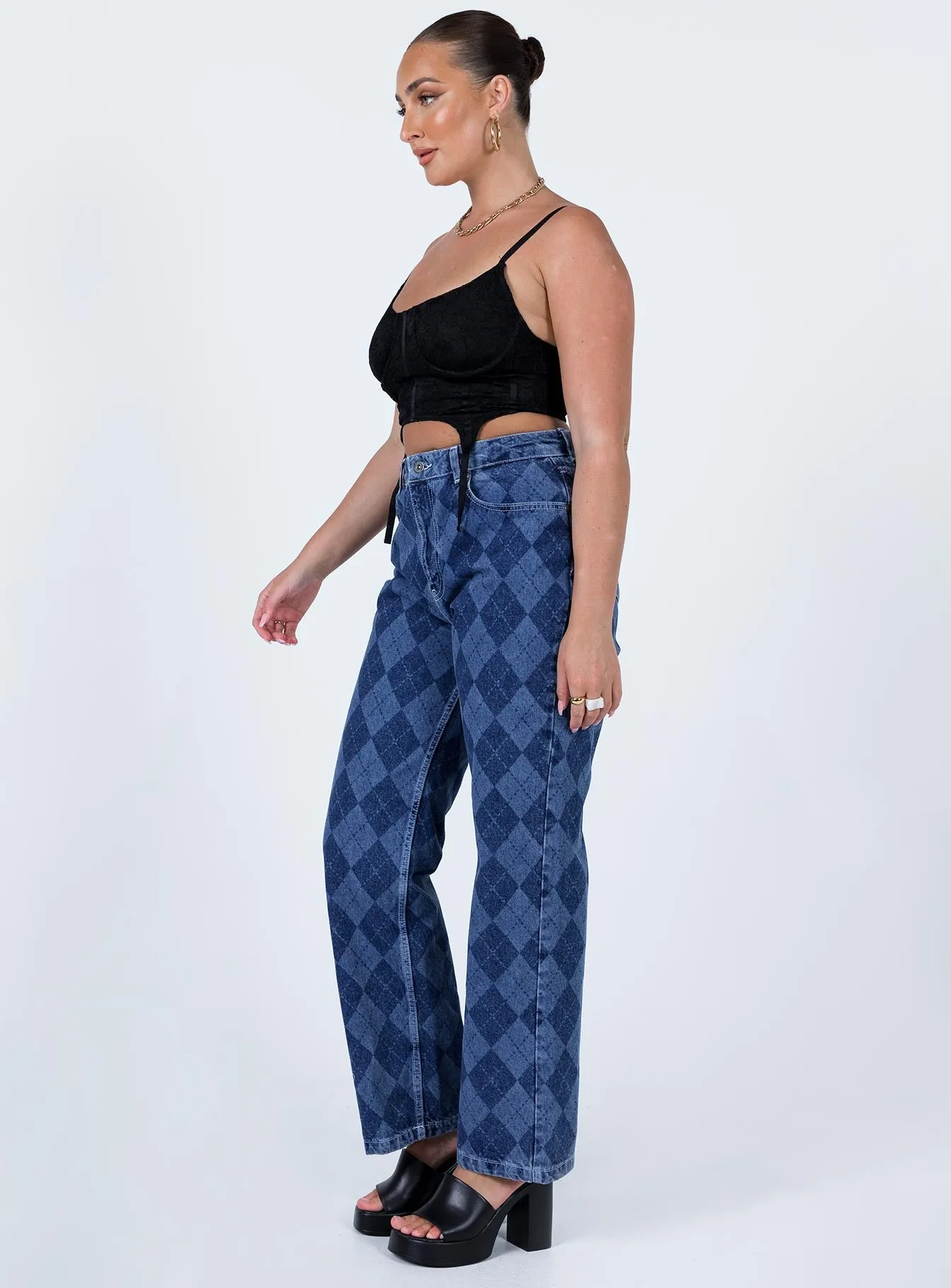 Holiday Vibes Evening Stroll Picnic Style The Ragged Priest Detention Mid/Light Blue Jeans Denim