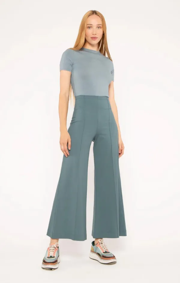 Ponte Knit Cropped Wide Leg Pant Body-Hugging Fit