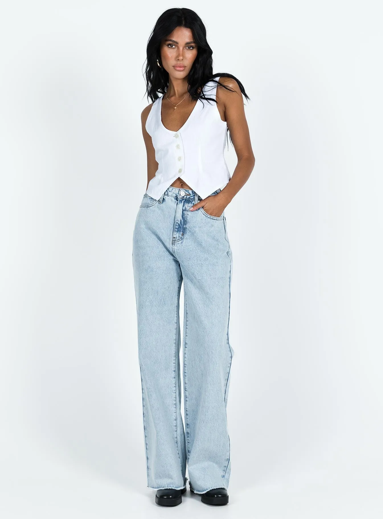 Carey Denim Jeans Light Wash Shopping Day Street Fashion Textured Daily Choice