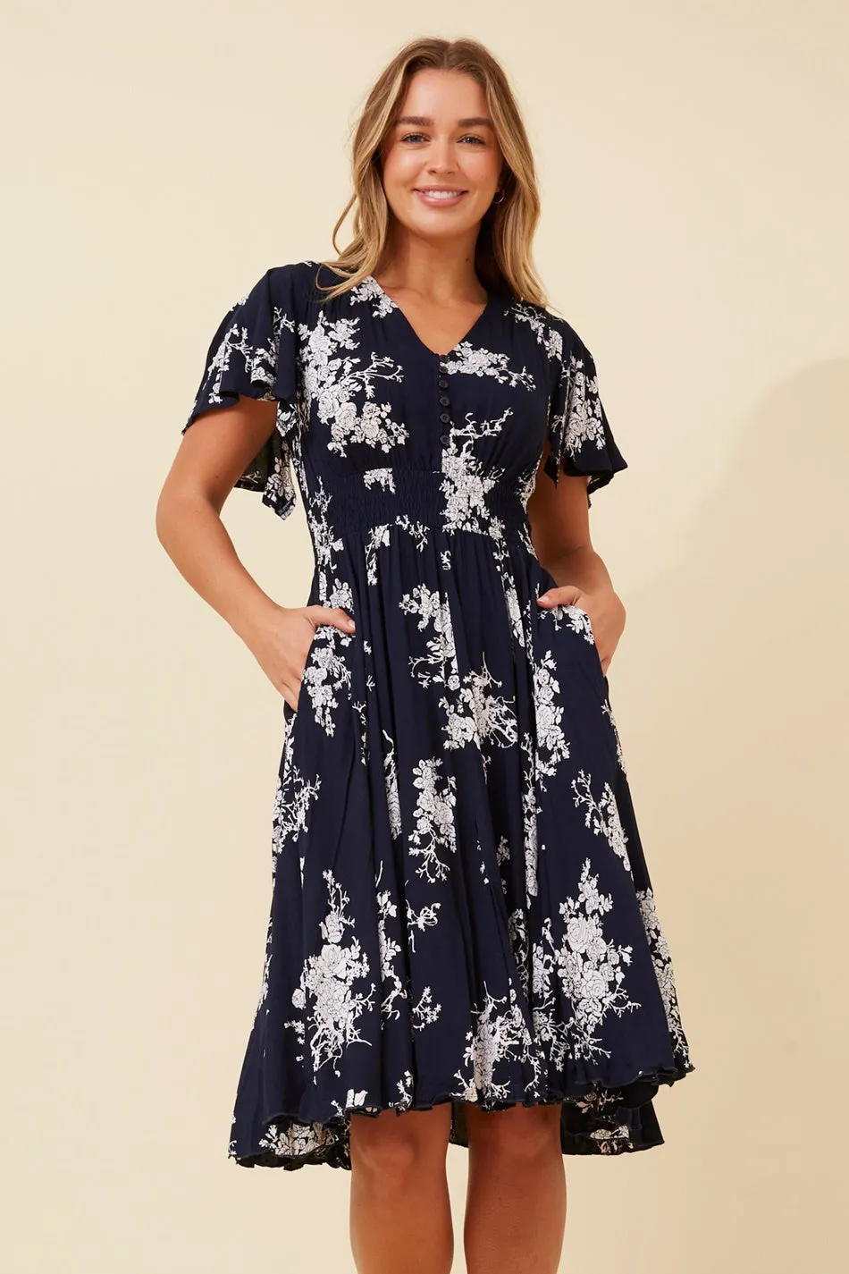 SANDY FLORAL SHORT DRESS Minimal Details Matte-Lining